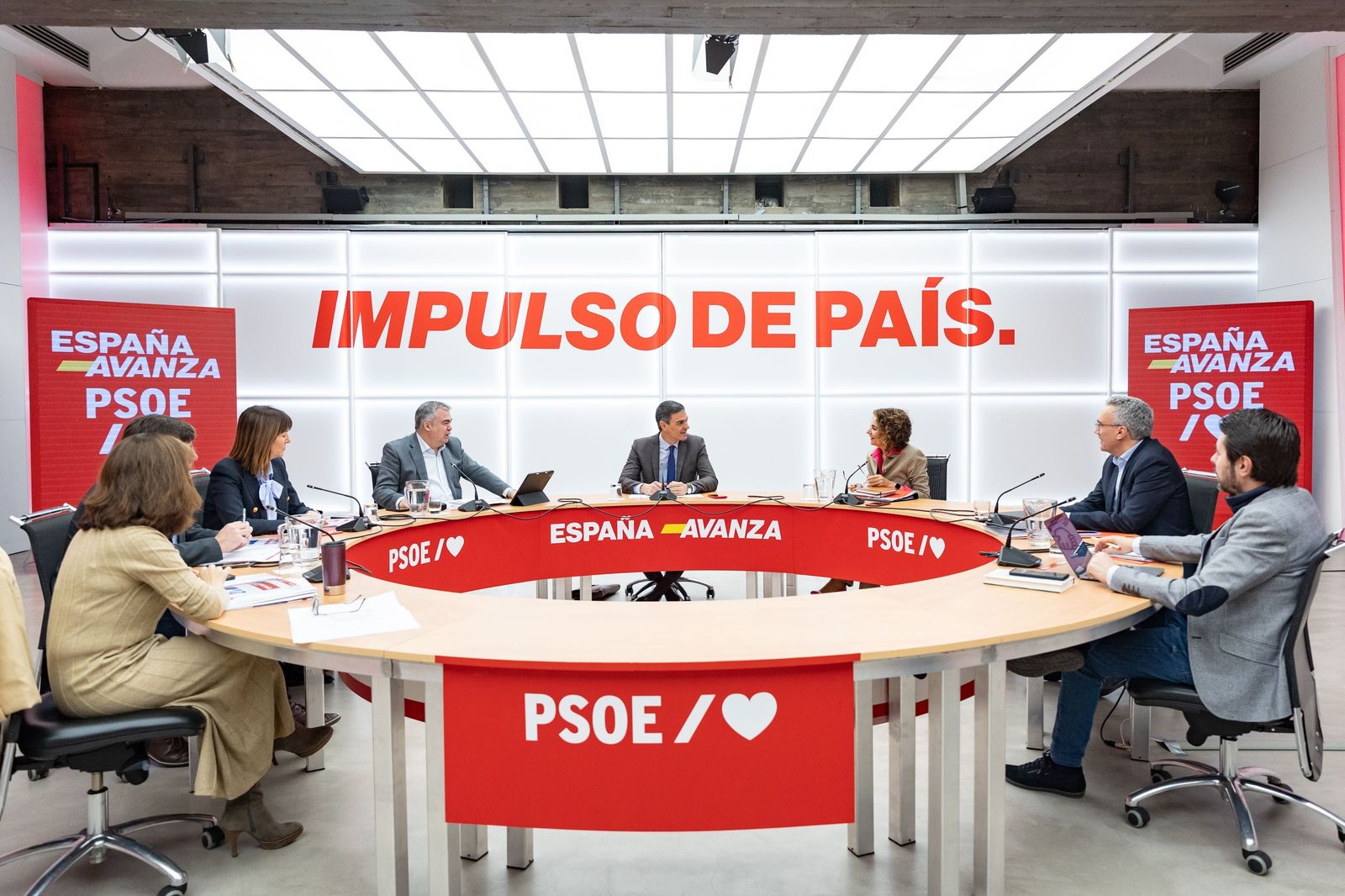 Pedro Sánchez presidió el Comité Organizador de la Convención Política del PSOE después de la entrevista en RNE.