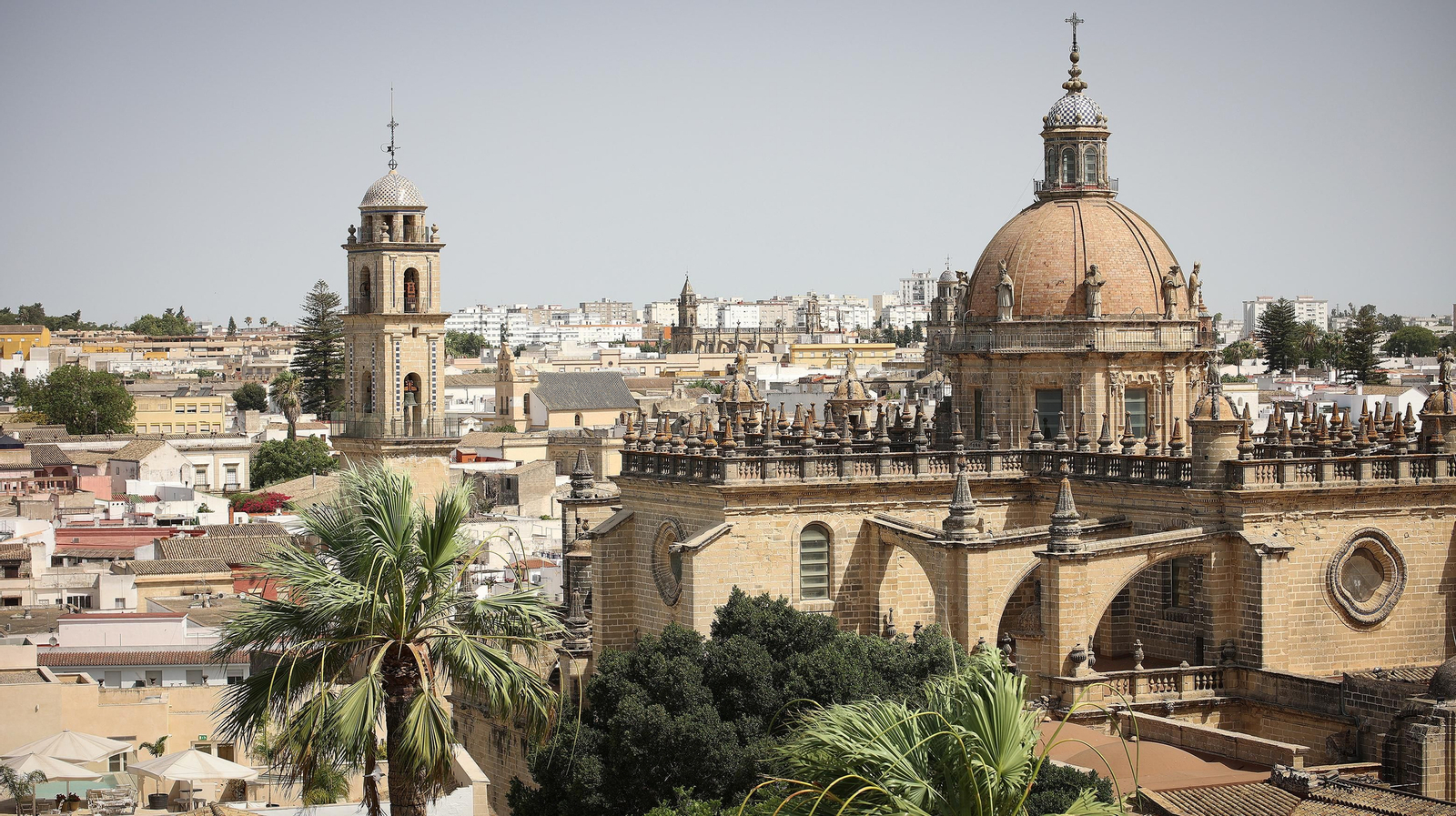 Así es por dentro y por fuera la Torre de Ponce de León en el Alcázar de Jerez