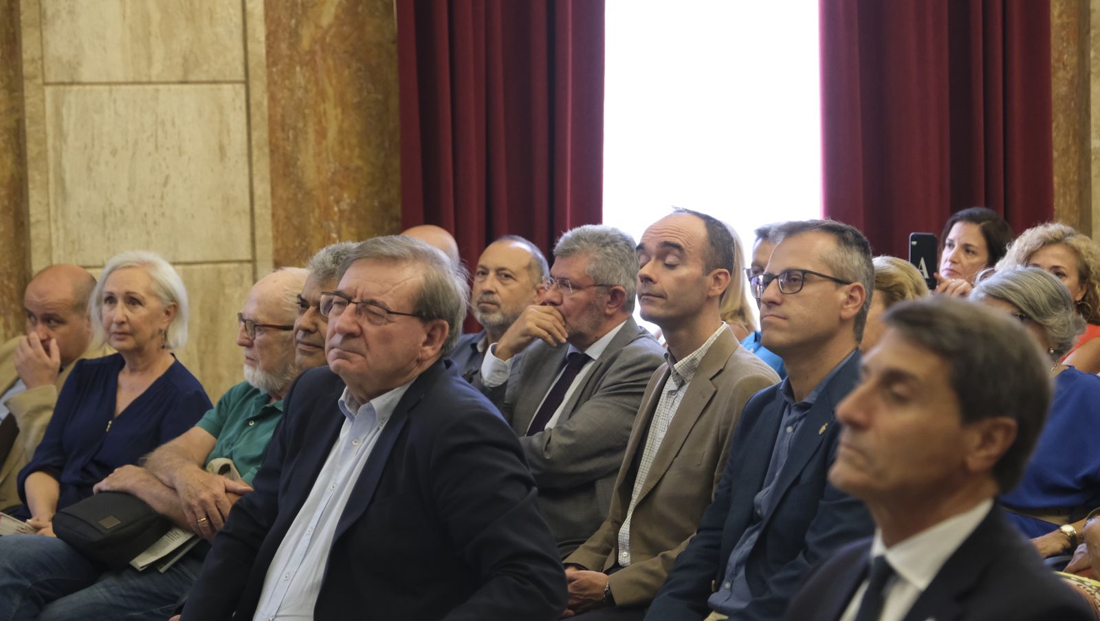 Homenaje póstumo a Hermelindo "Melo" Castro en la Subdelegación del Gobierno