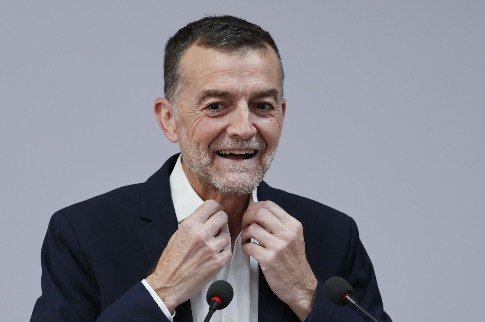 Antonio Maíllo hace balance del curso político en la sede regional de IU en Andalucía