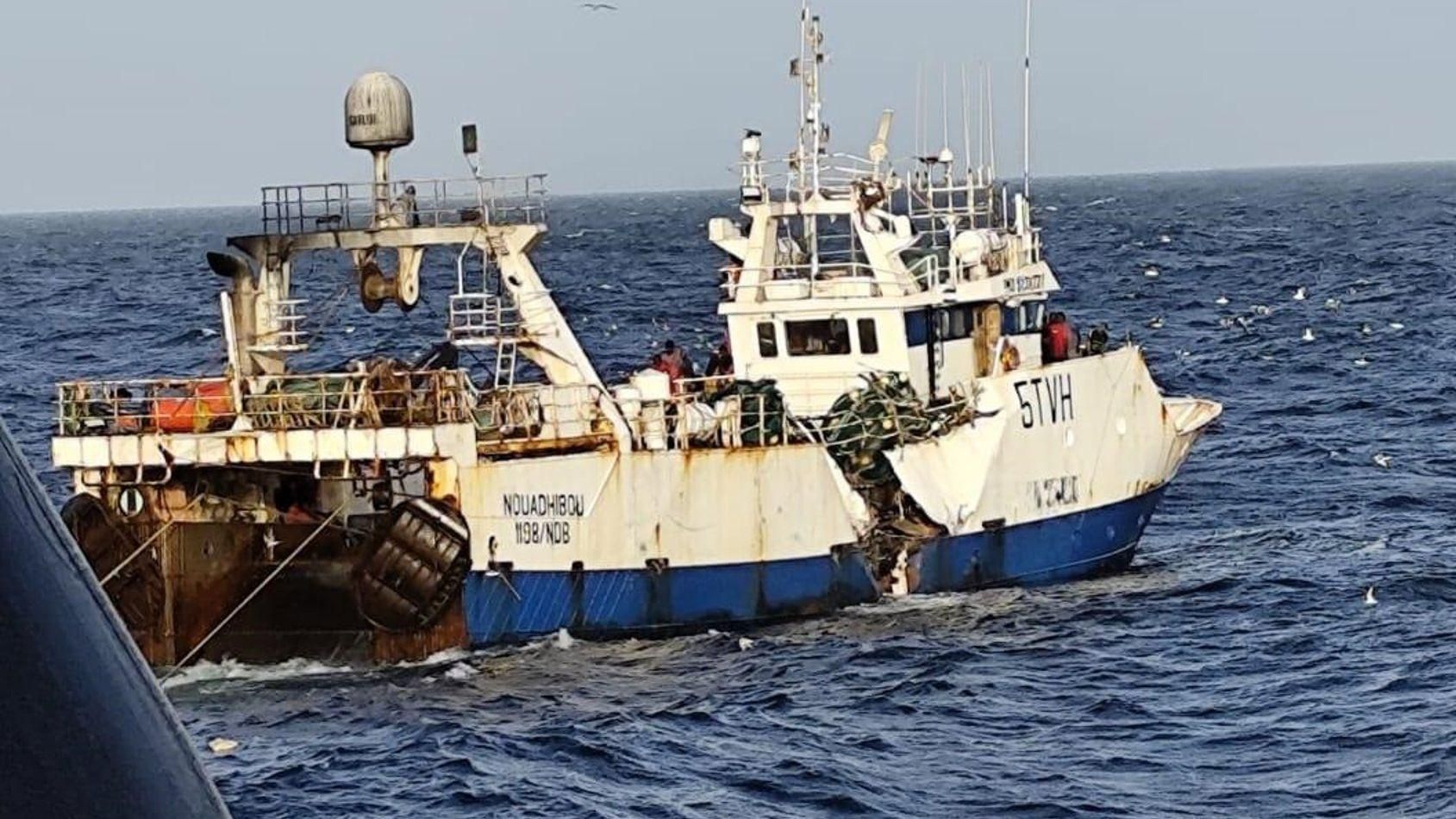 Cinco desaparecidos en Mauritania al hundirse un barco de capital gallego tras colisionar con otro buque