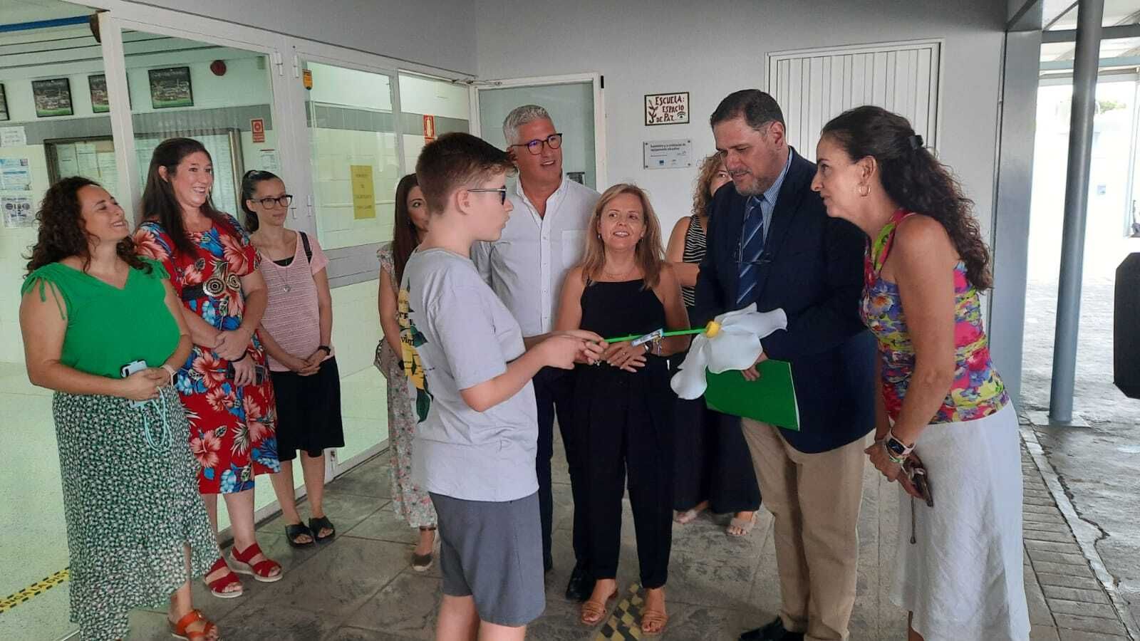 Visita del delegado Francisco Alonso al CEIP La Jarilla.