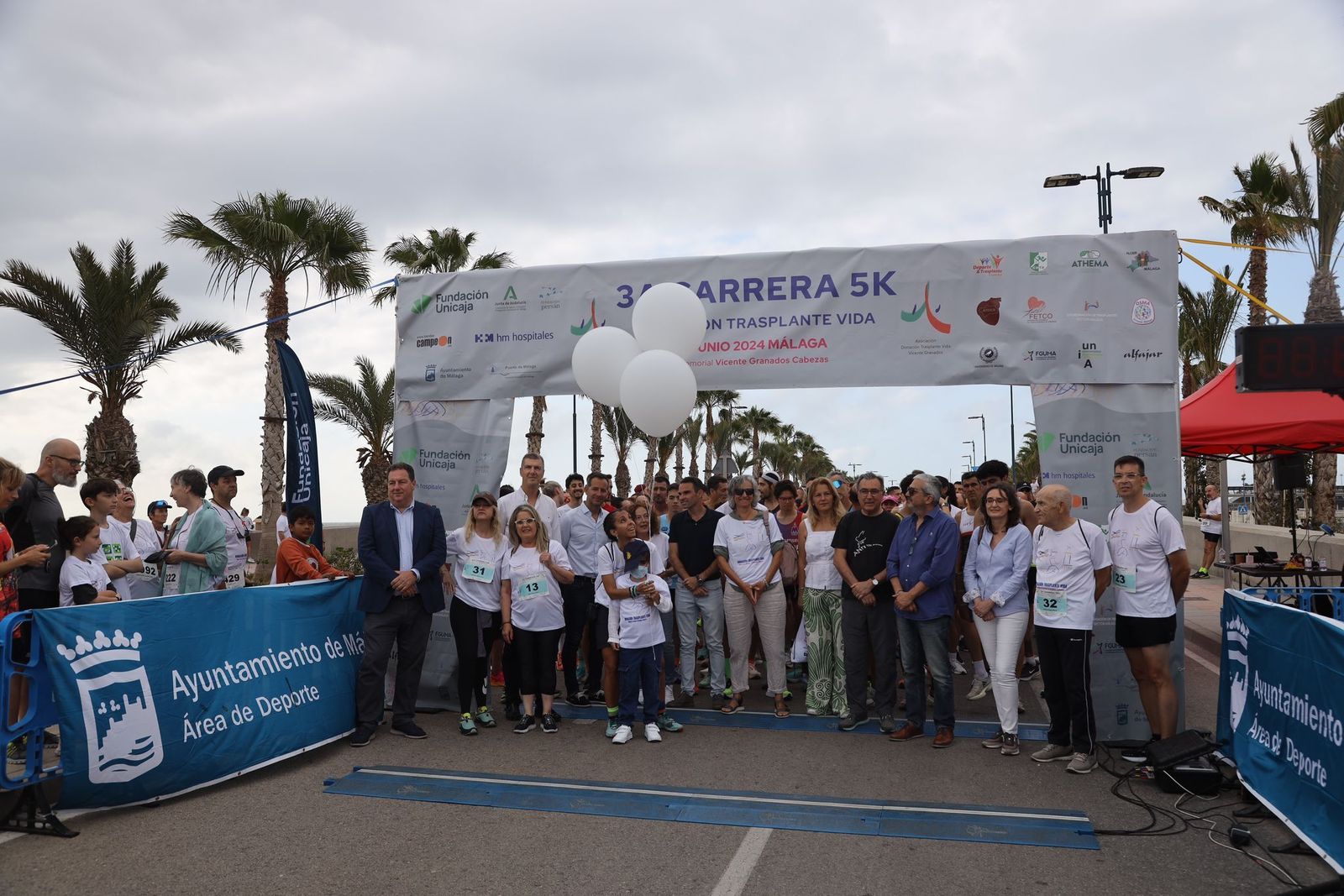 Las fotos de la 3ª carrera solidaria Memorial Vicente Granados en Málaga
