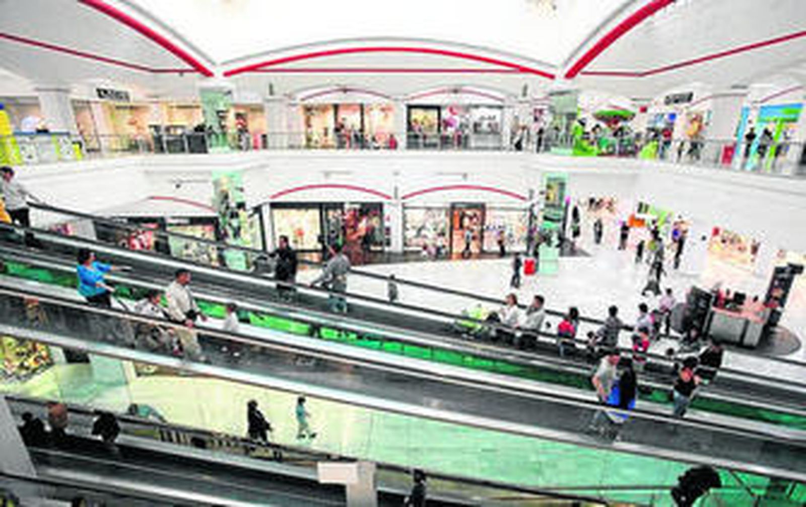 Regresan los cupones descuento para comprar en Los Arcos.