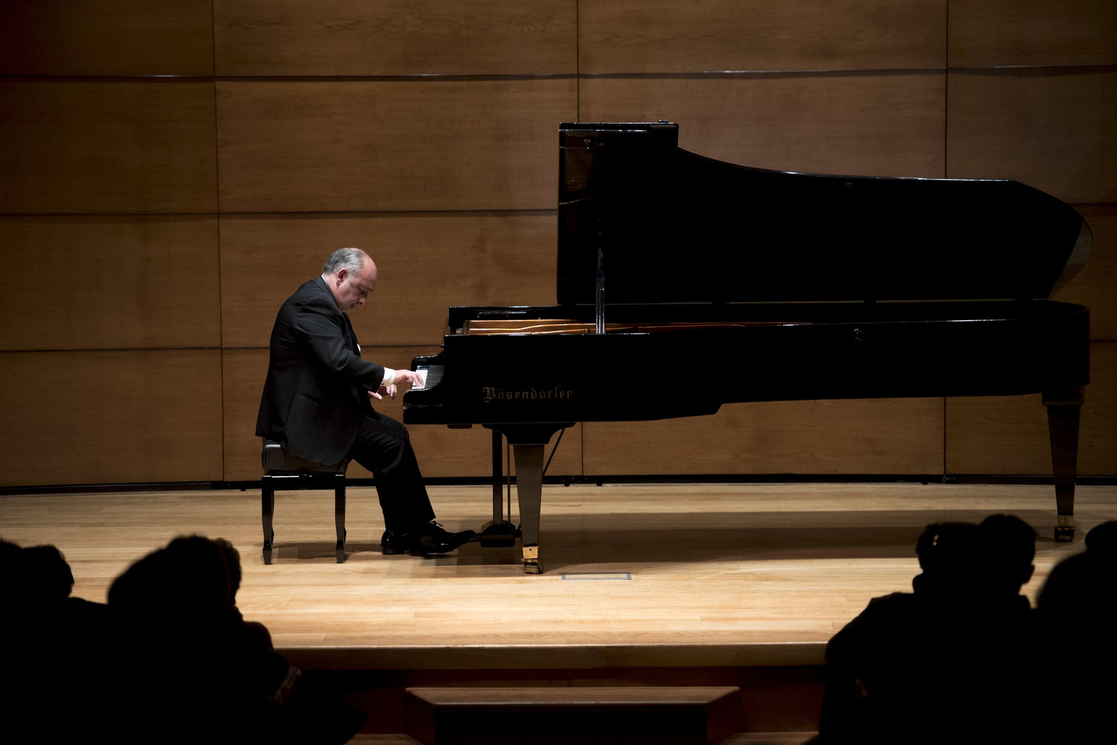 Imágenes del recital del pianista Juan José Muñoz Cañivano en Granada