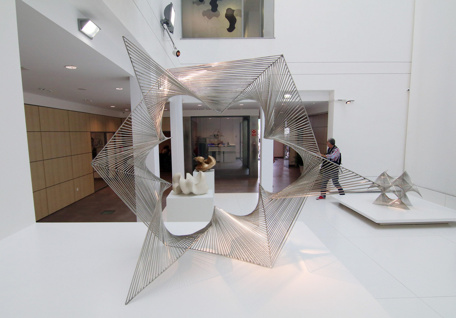 Varias de las obras expuestas en 'Equipo 57 en Córdoba'.