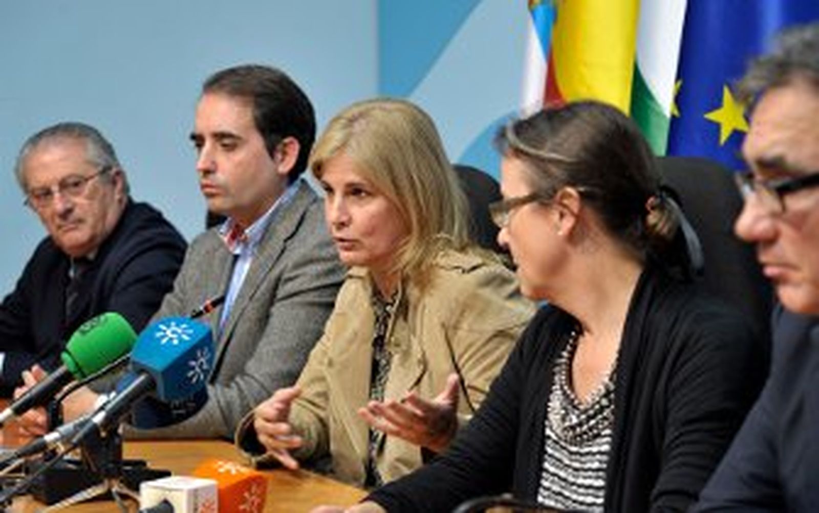 Pelayo avisa de que "no cederemos ante el chantaje y las amenazas"