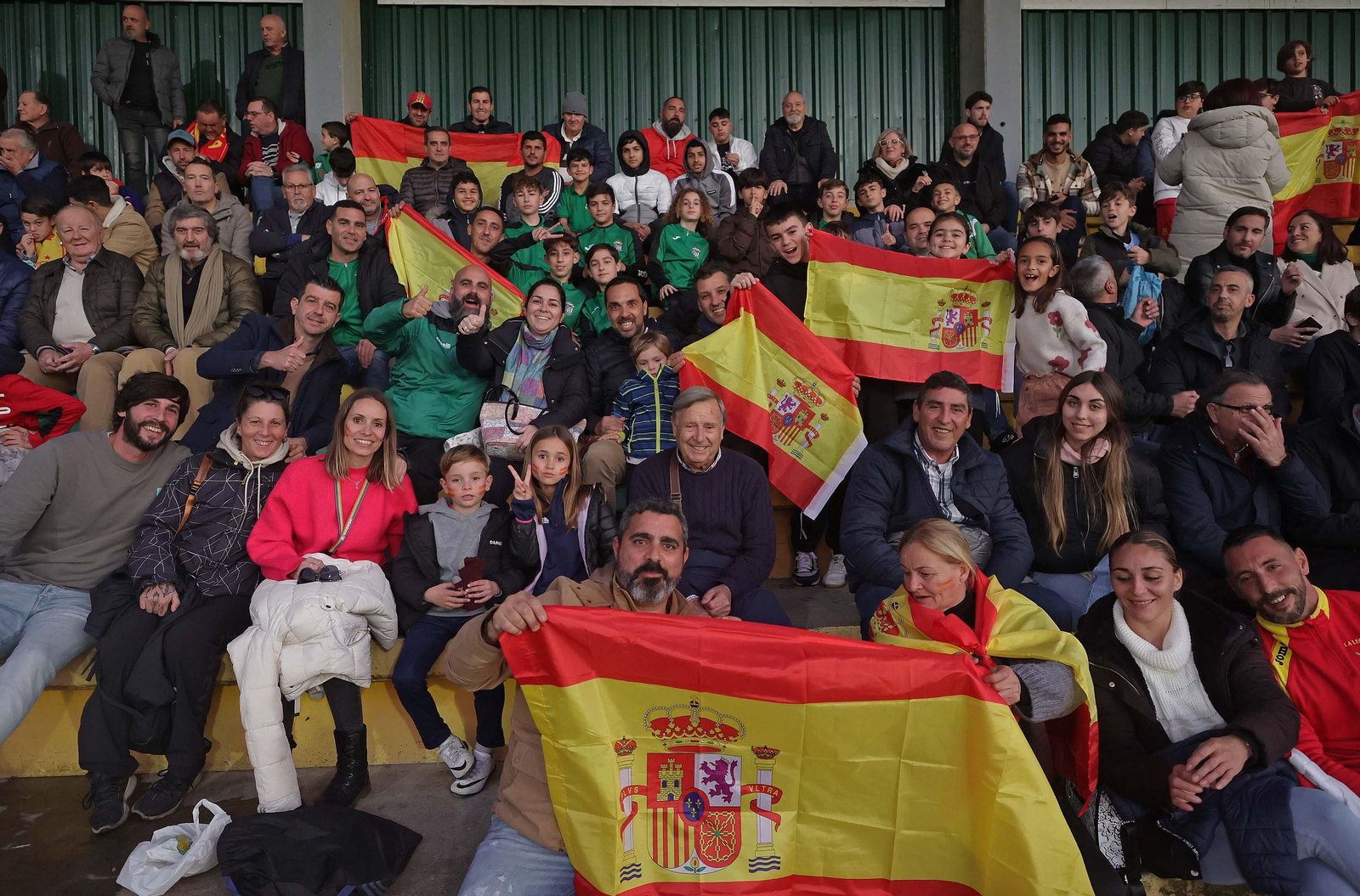 Búscate durante el España - Italia sub-17 celebrado en Los Barrios
