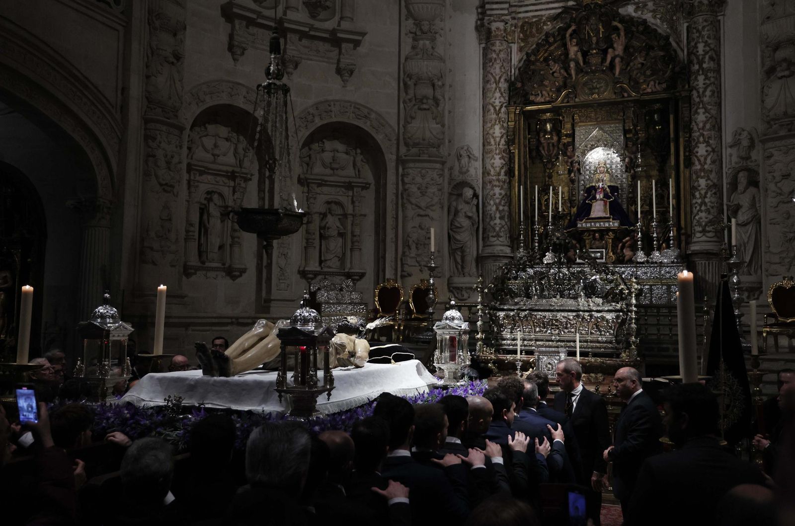 Las imágenes del Vía crucis de las Hermandades