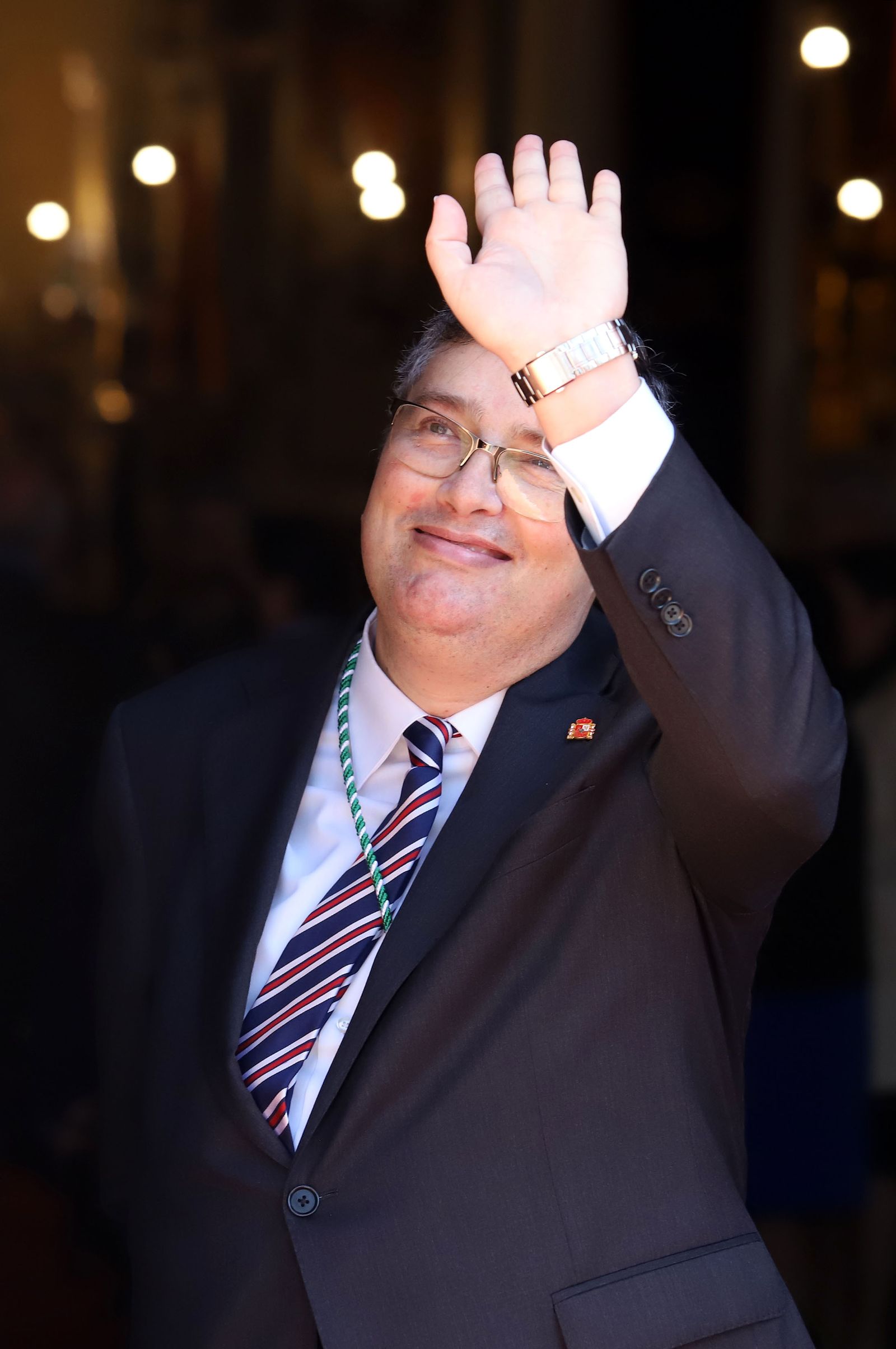 Imágenes de Don Felipe y Doña Letizia en su visita a la Virgen del Rocío