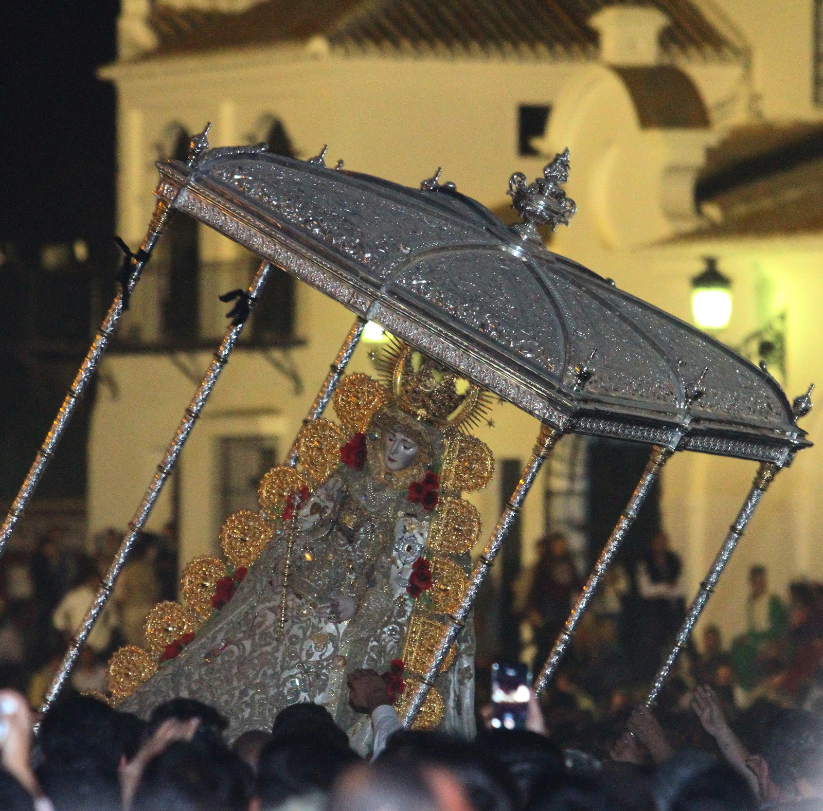 Salto a la reja de los almonteños.