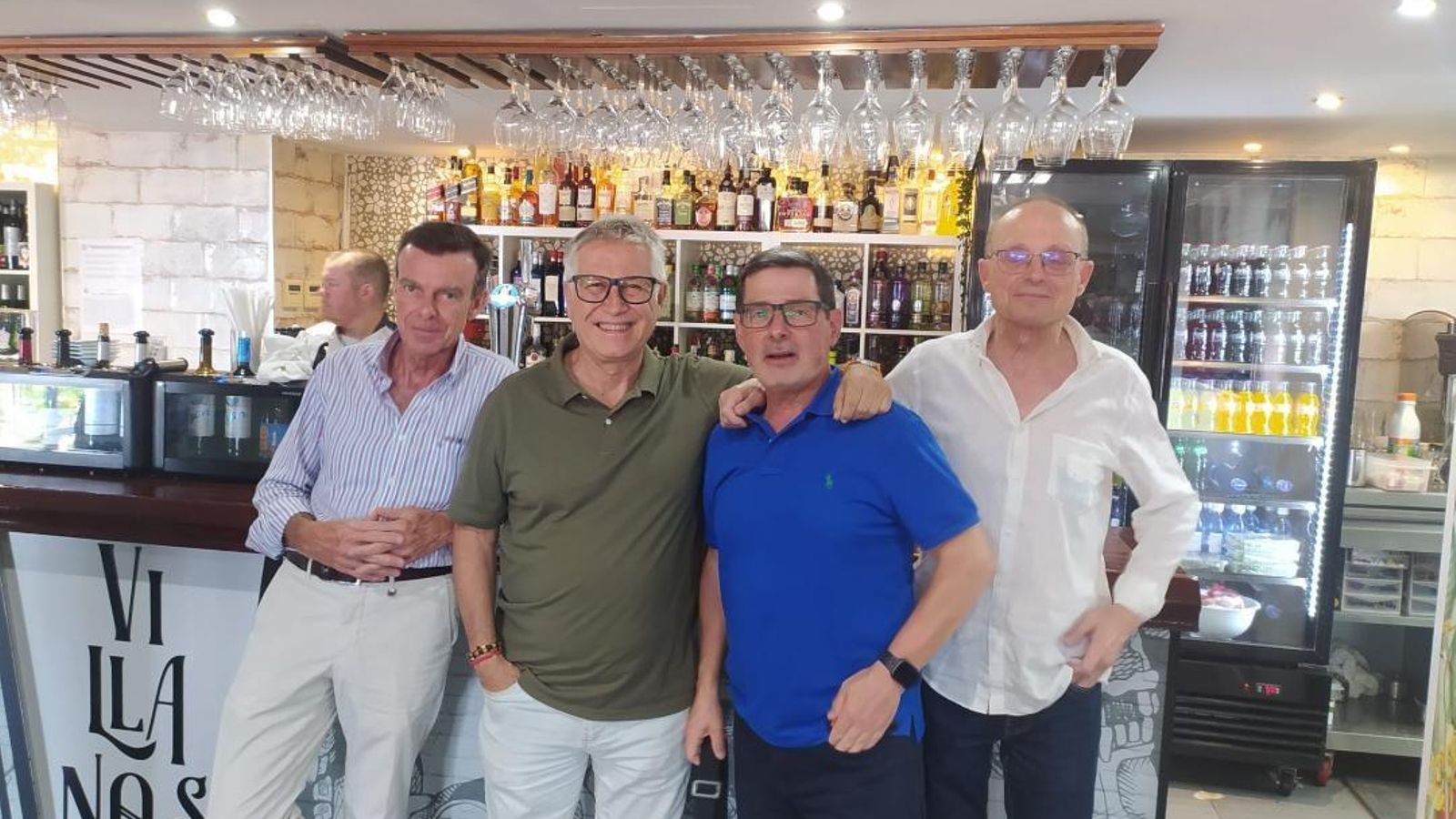 Carlos Aranda, Ramón Hernández Olmo, José Antonio Galindo y José Miguel Lacave. Carlos Aranda, Ramón Hernández Olmo, José Antonio Galindo y José Miguel Lacave.