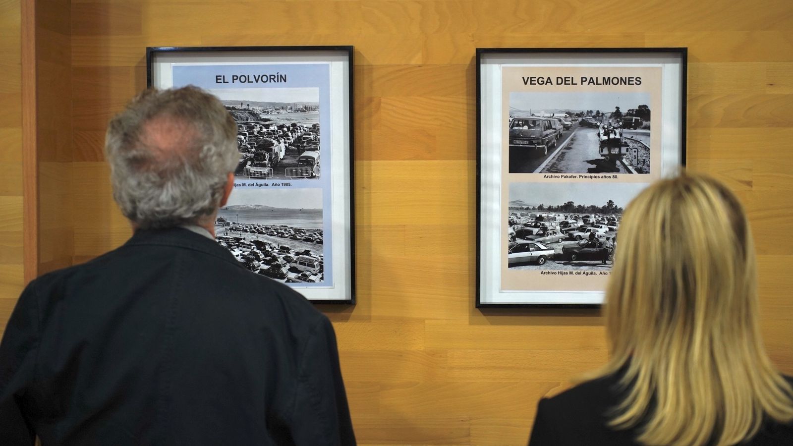 Fotos de la exposición de fotos históricas de Miguel Ángel del Águila sobre la OPE, en la José Luis Cano