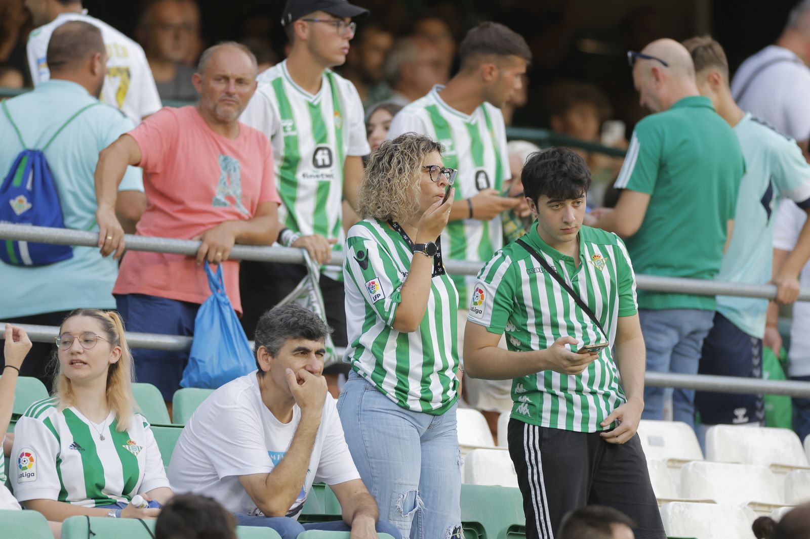 Búscate en las fotos del Betis-Atlético de Madrid