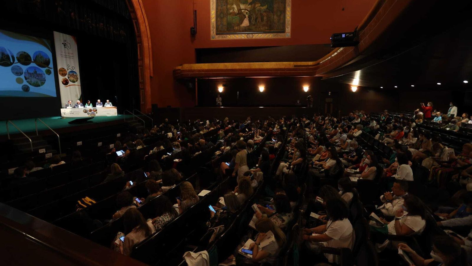 Participantes en el congreso nacional de farmacéuticos, en Jerez.