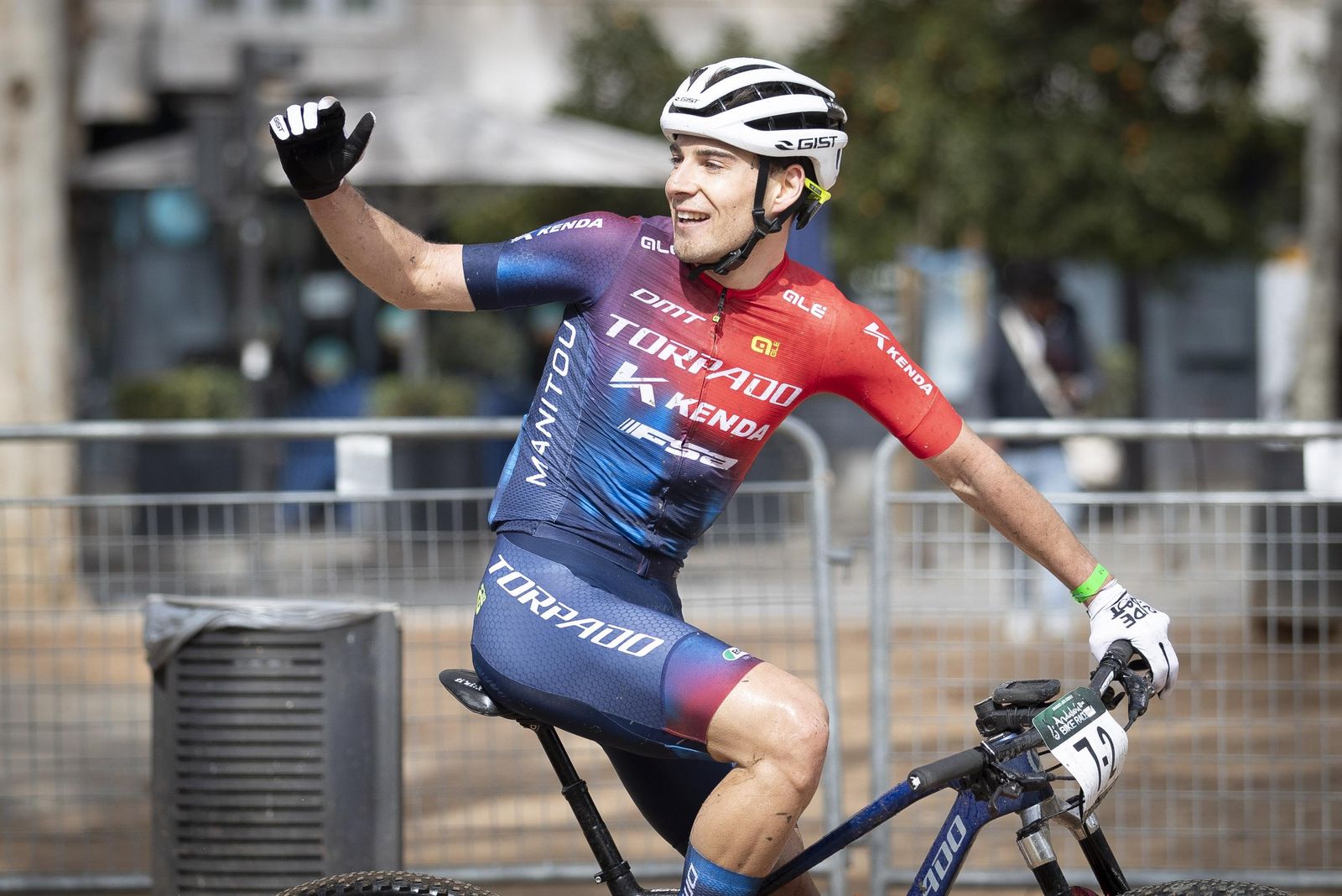 Las mejores imágenes de la primera etapa de la Andalucía Bike Race