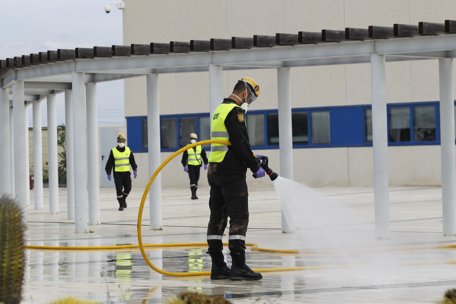 Fotogalería actuación INFOCA y UME por el coronavirus en Almería. Covid-19