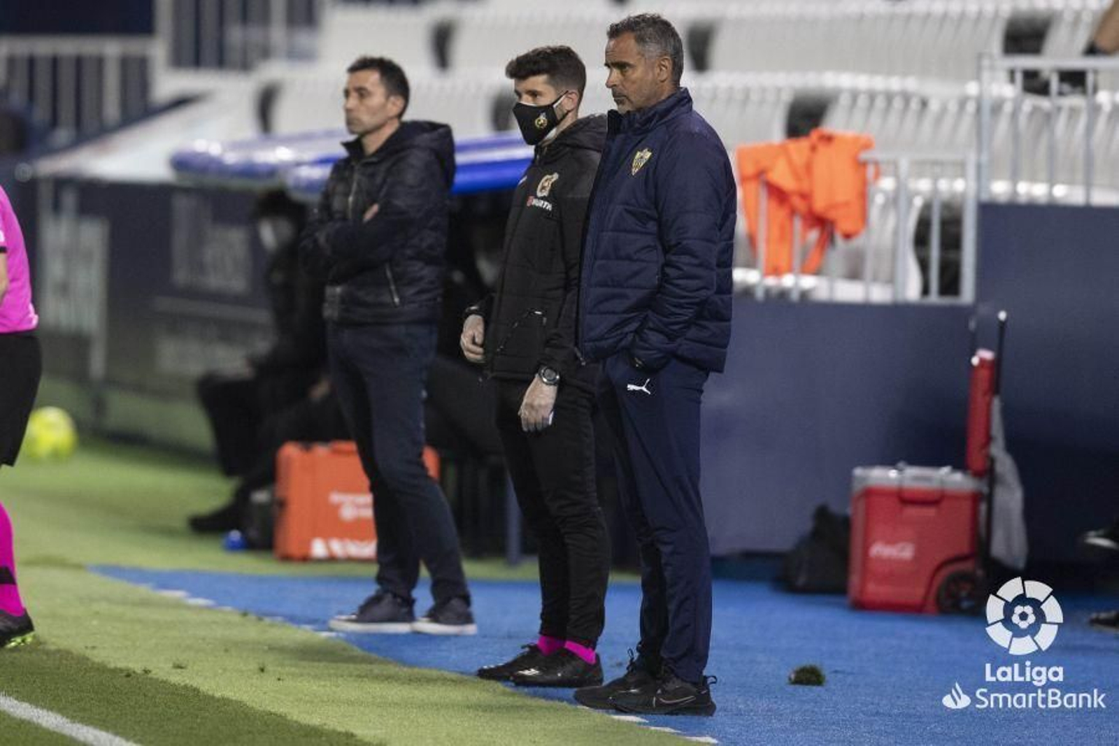 Gomes observa el encuentro.