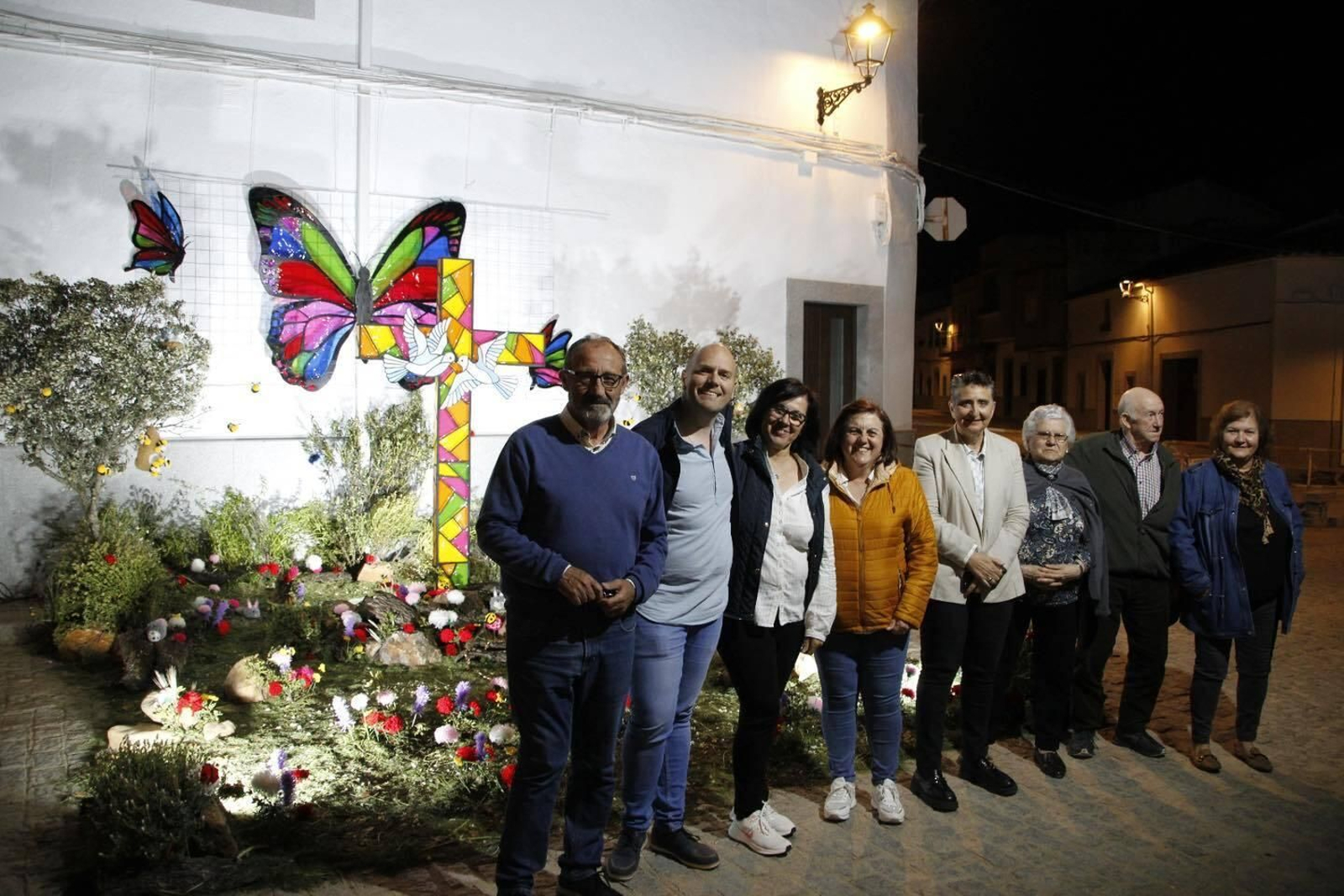 Un recorrido en imágenes por las Cruces de Mayo de Hinojosa del Duque