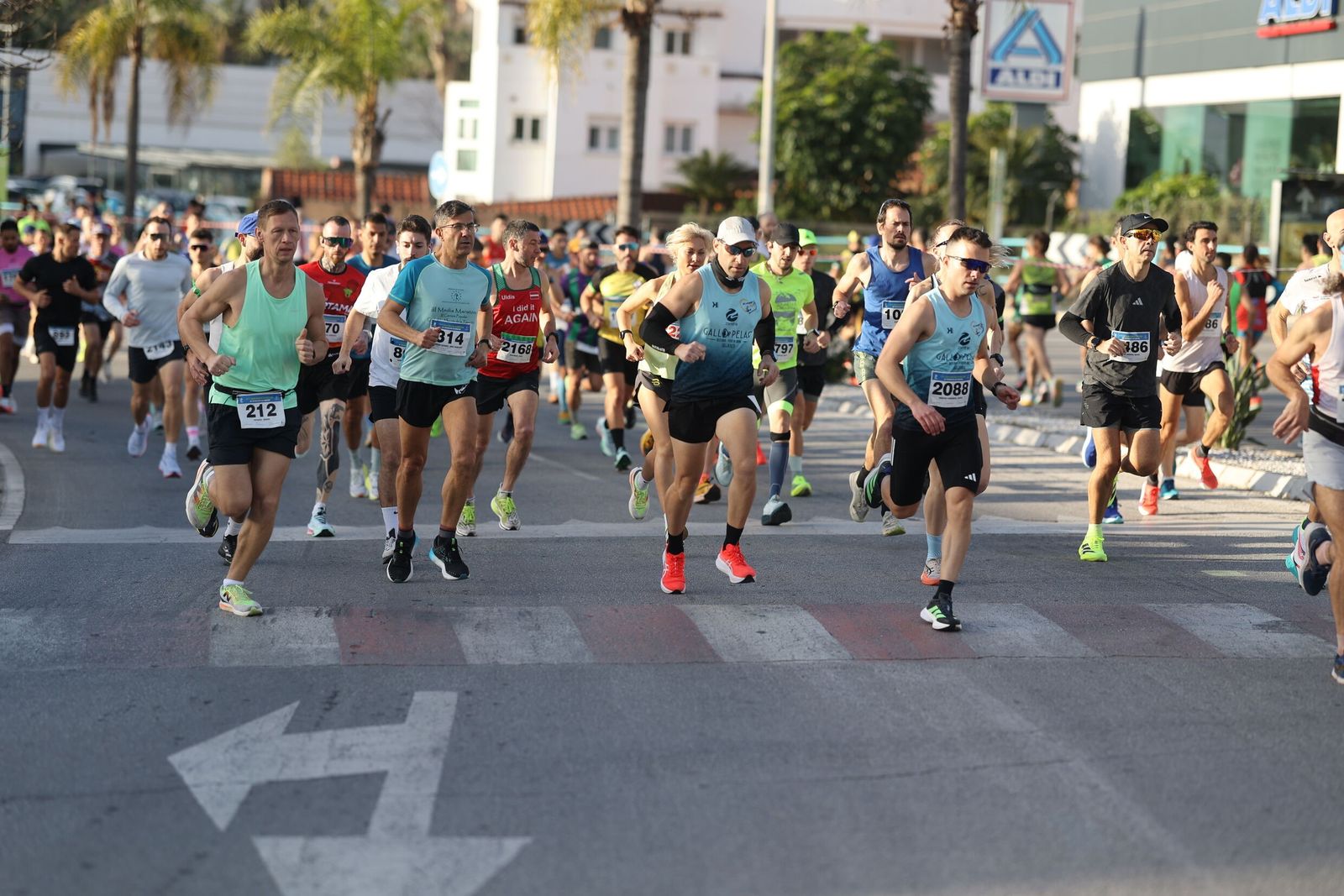 Media Maratón de Torremolinos: Búscate en las fotos de la carrera