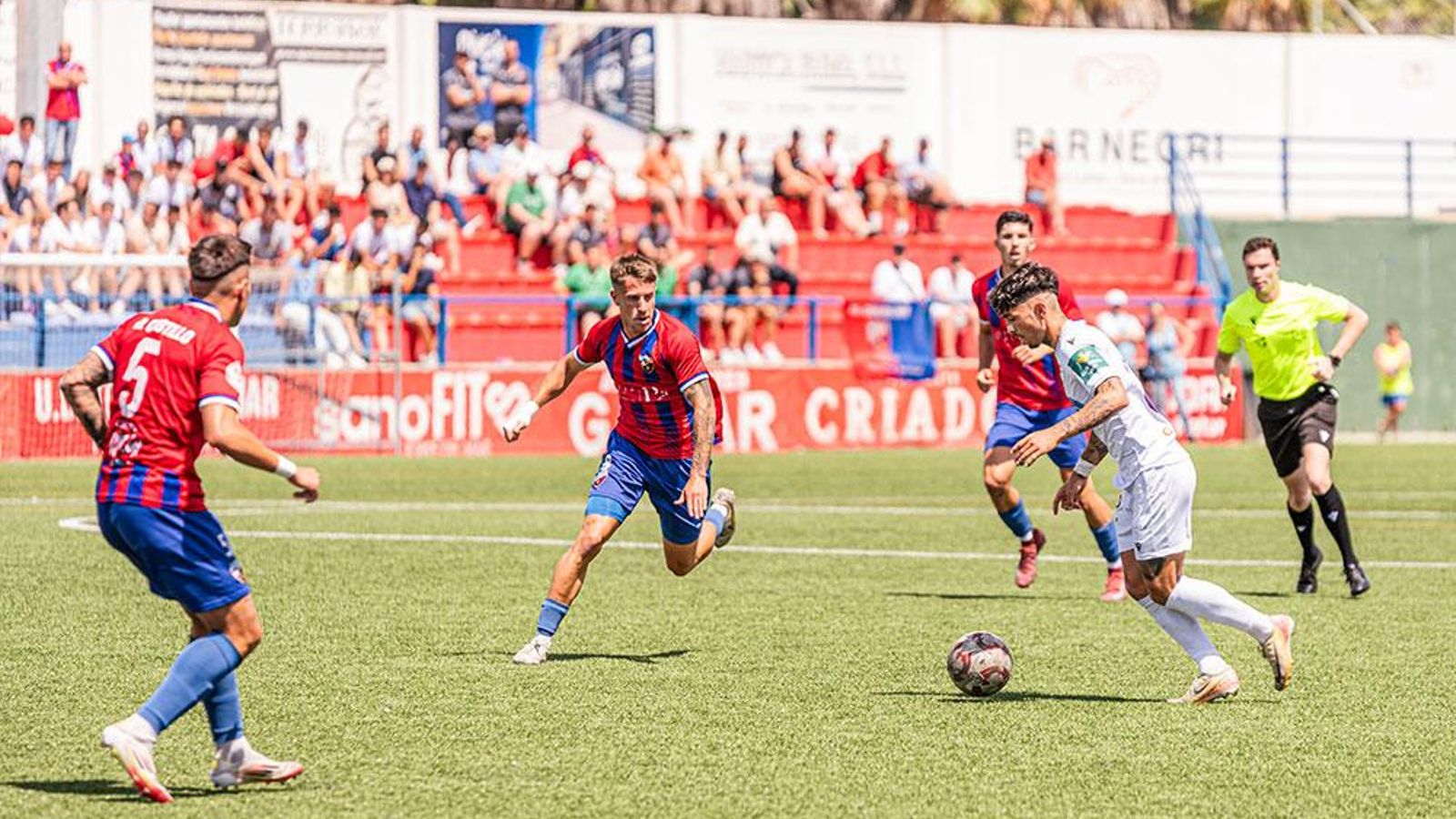 Óscar Lozano, importante baja en el plantel de Manolo Herrero. Óscar Lozano, importante baja en el plantel de Manolo Herrero.