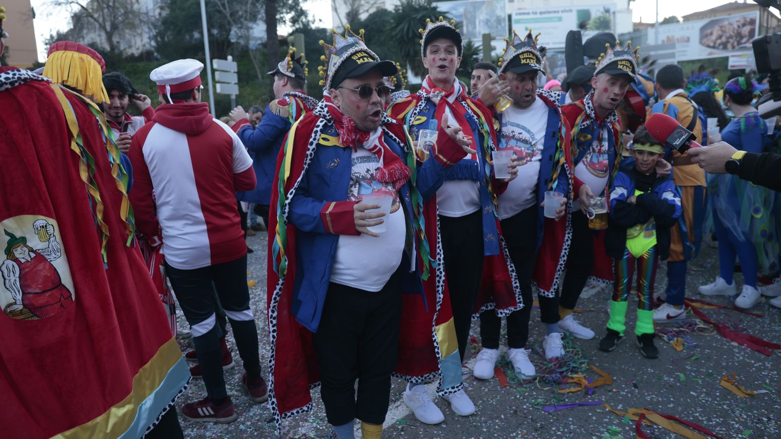 Búscate en las fotos de la cabalgata del Carnaval de Algeciras