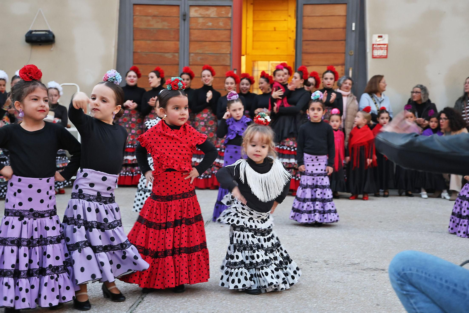 Imágenes del ambiente en la Zambomba Sor Eusebia