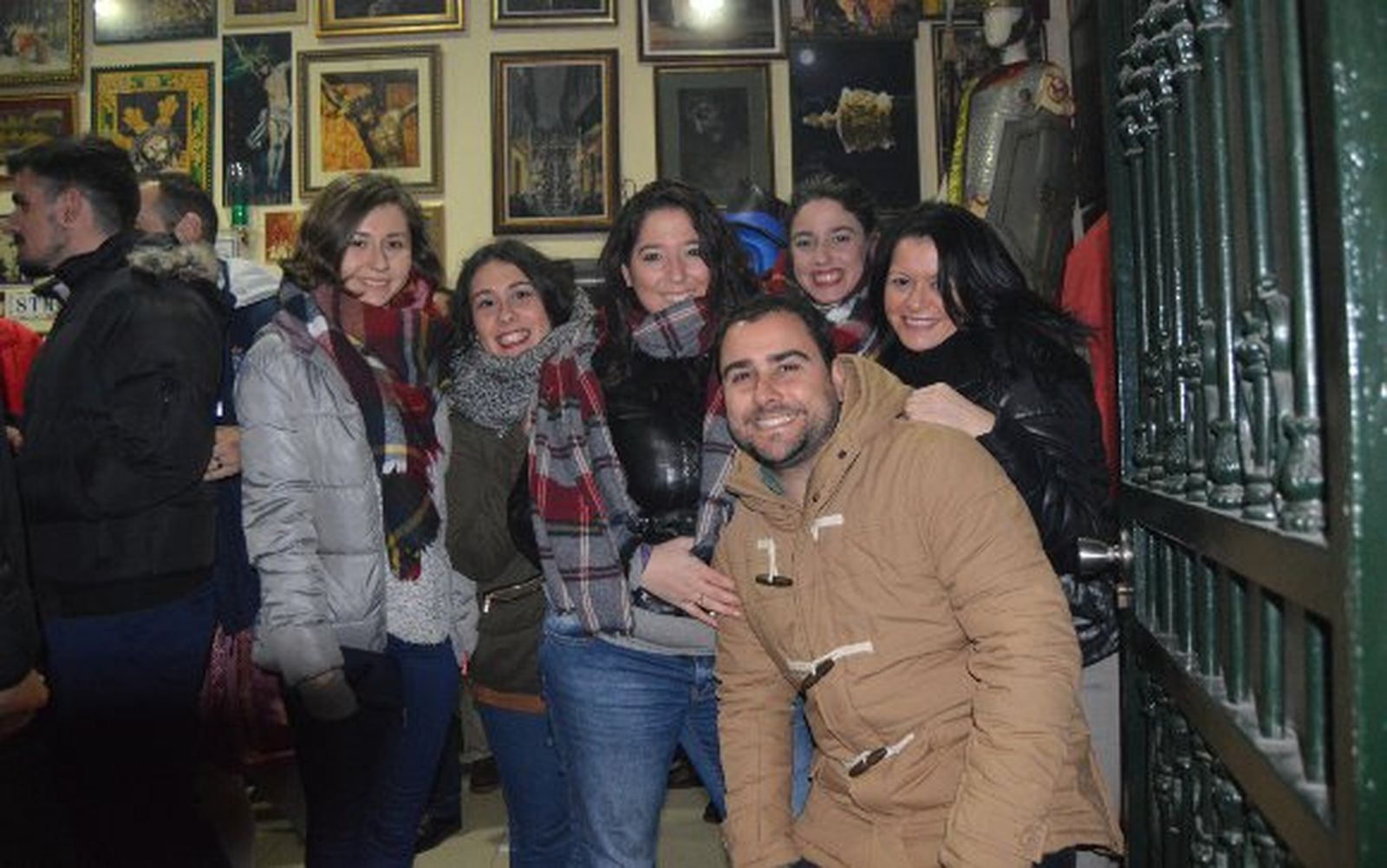 Verónica Sidamonidze, Alicia Pérez, María Pajuelo, Palma Vidal, Lidia Santamaría y Luis  Álvarez.

Foto: Ignacio Casas de Ciria