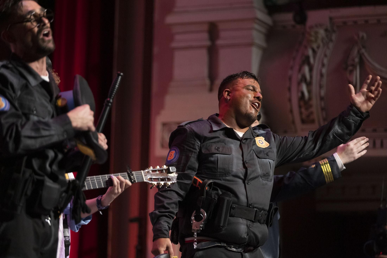 Imágenes de la actuación del cuarteto de Huelva ‘La F.O.P.A.C.”’ en el Carnaval Colombino