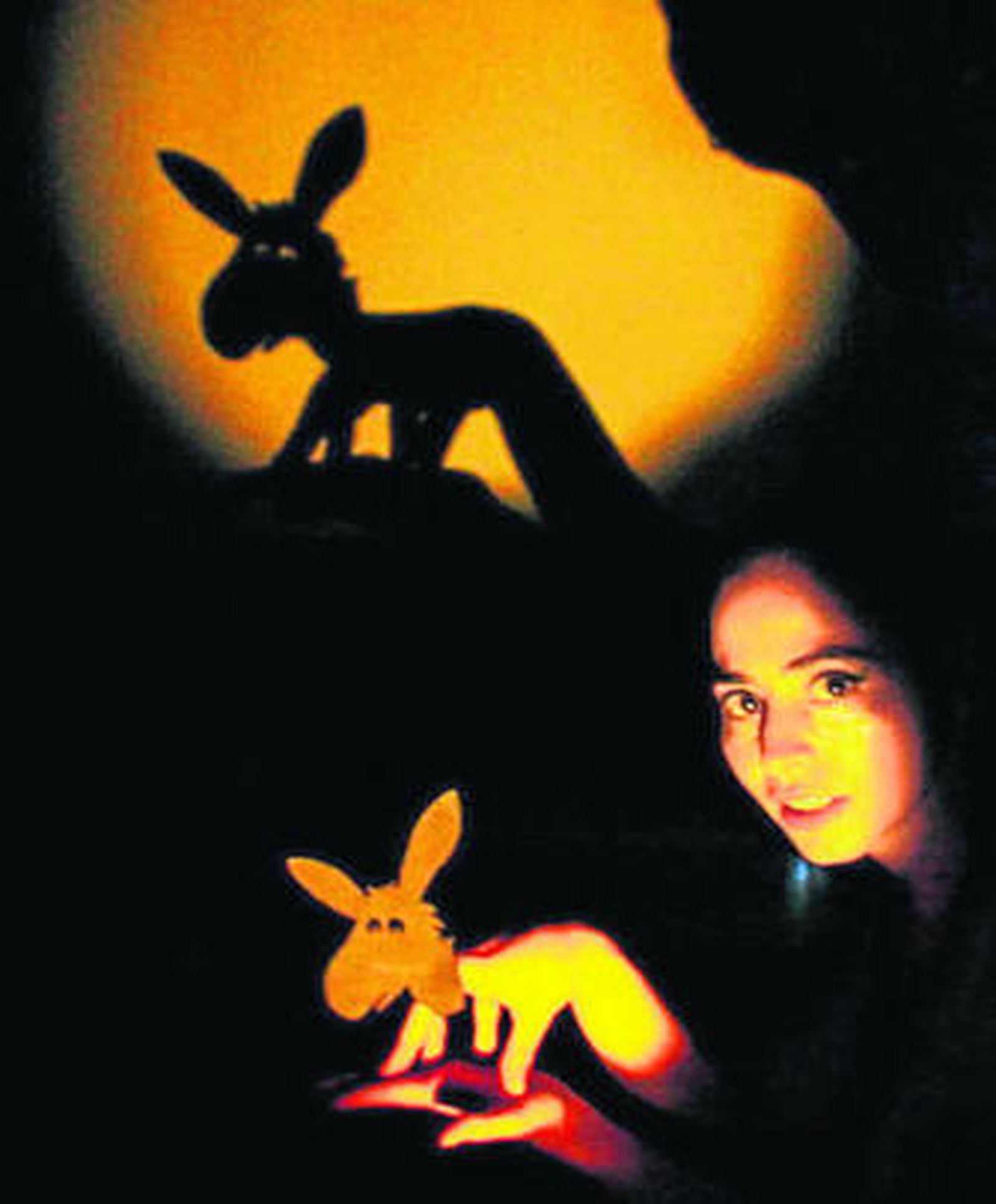 Las sombras chinas de la obra 'Manos libres', de Valeria Guglietti.