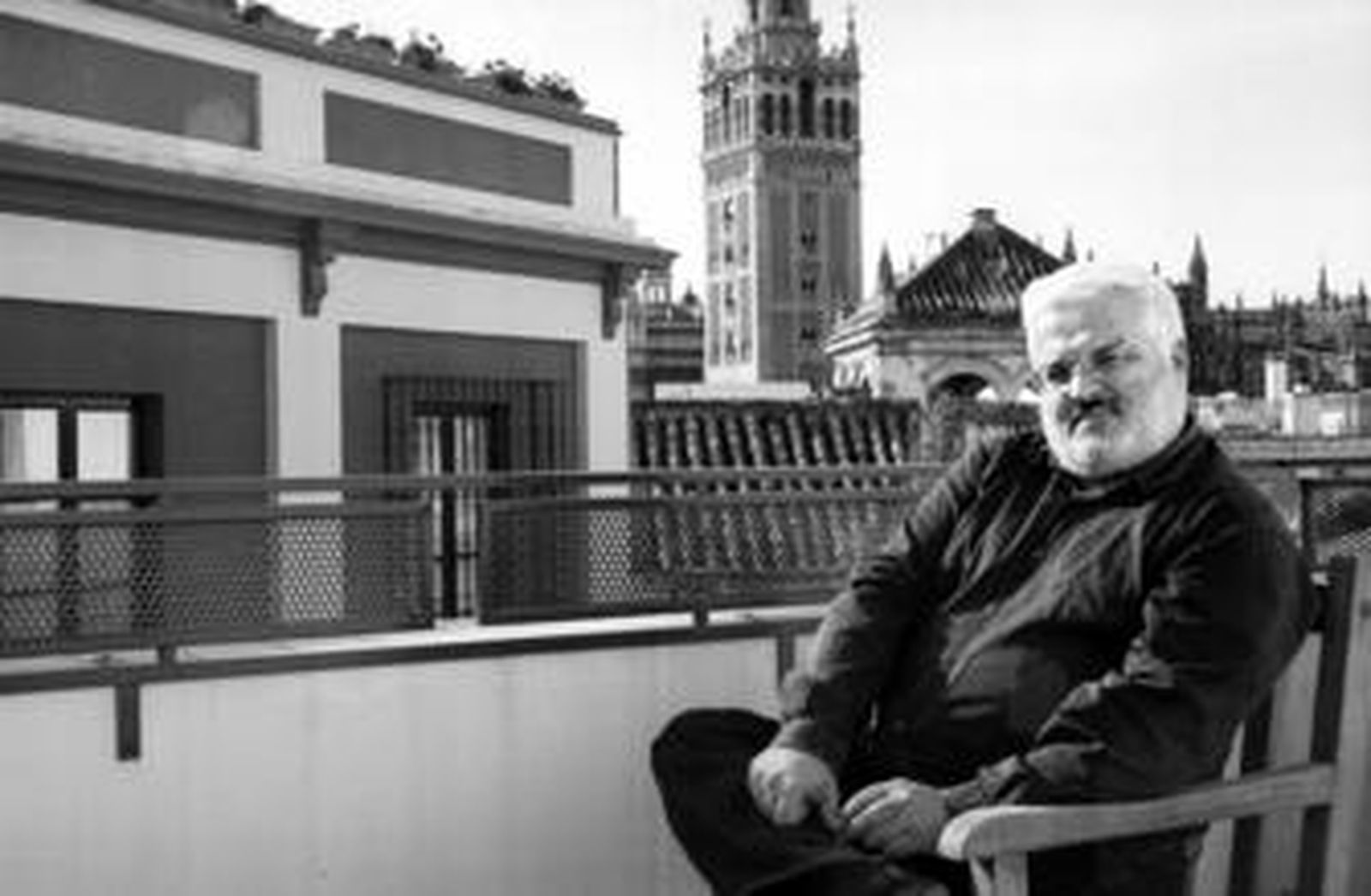 Manuel Grosso había anunciado su dimisión del cargo si no cambiaba la estructura del certamen.