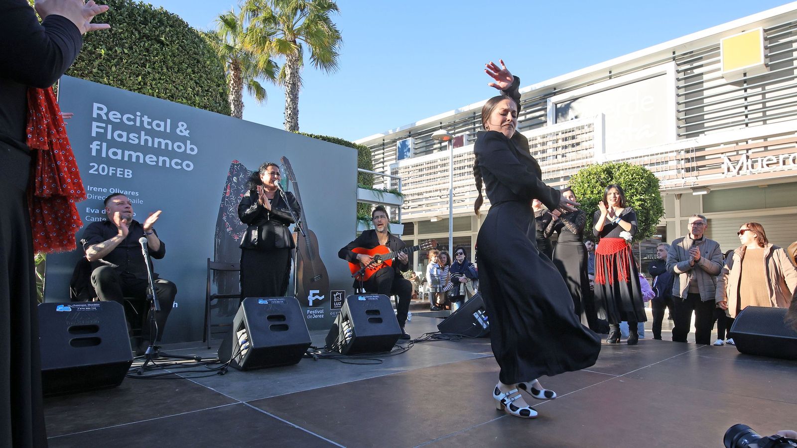 Recital y Flashmob en Luz Shopping Jerez