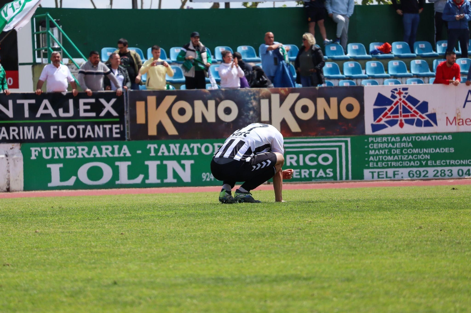 Las fotos del FC Villanovense-Balona de Segunda Federación