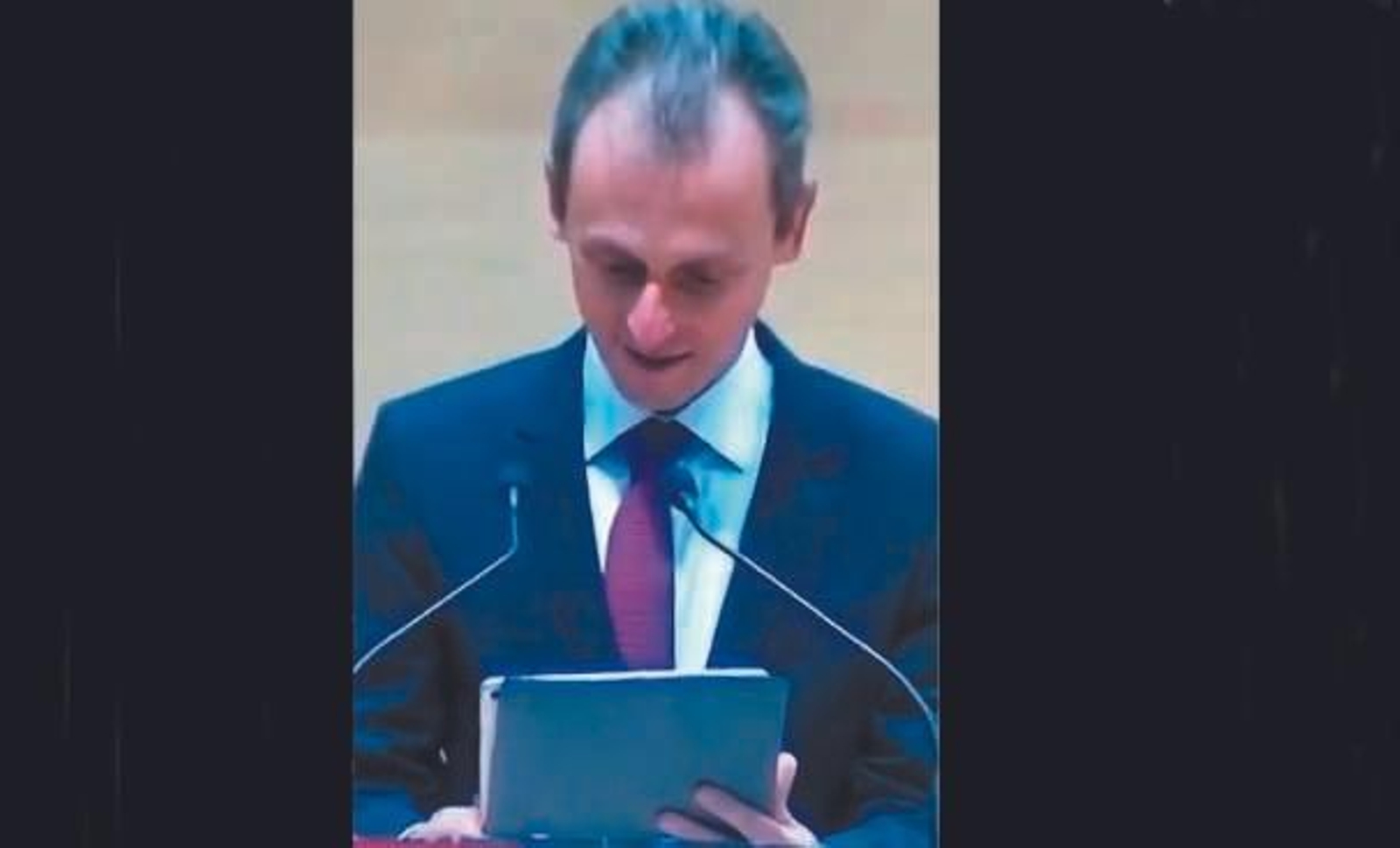 Rafael Hernando se mofa de Pedro Duque