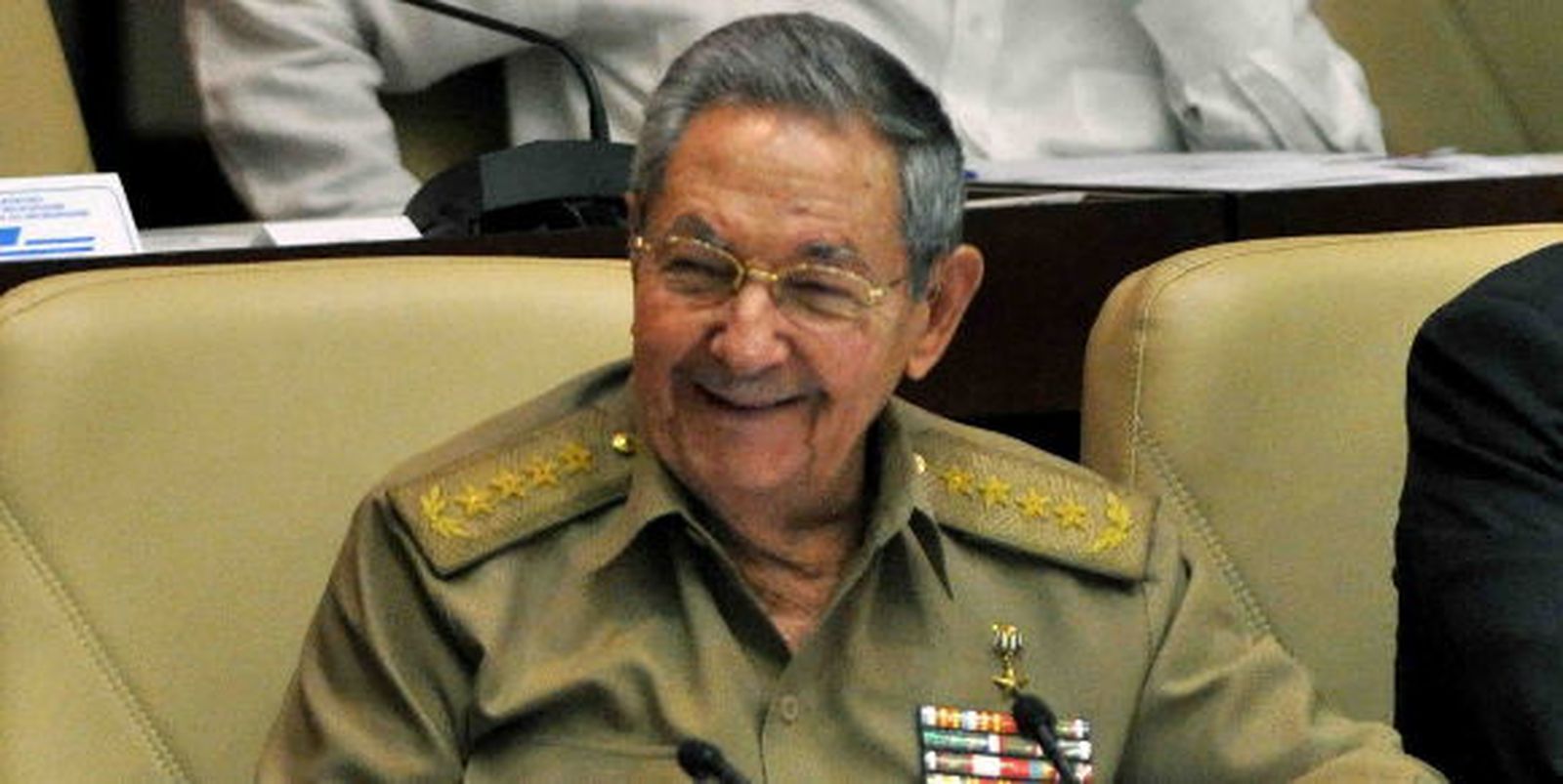 Raúl Castro: "Queda por resolver lo esencial"