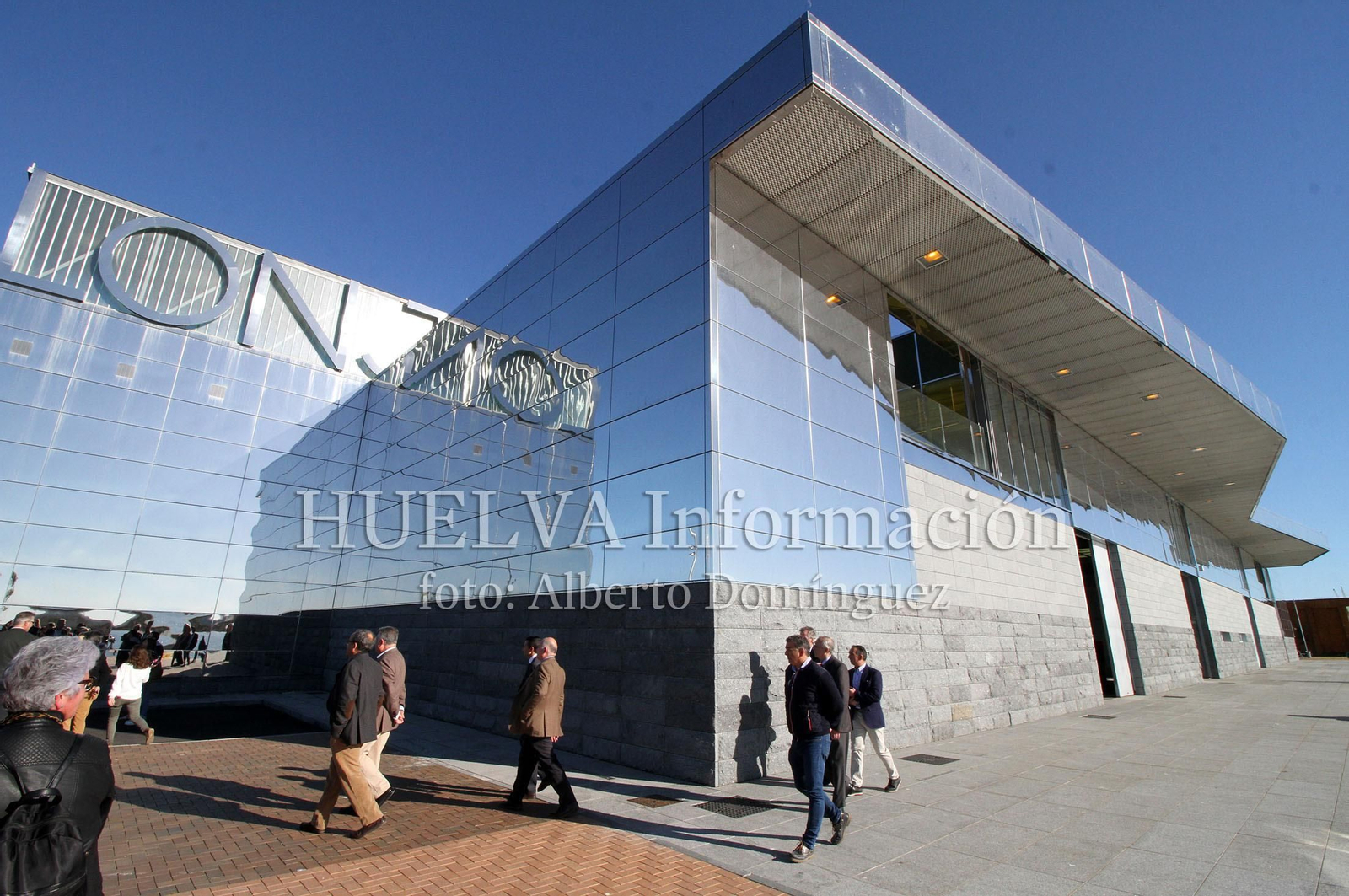 Inauguración de la Nueva Lonja del Puerto de Huelva, en imágenes