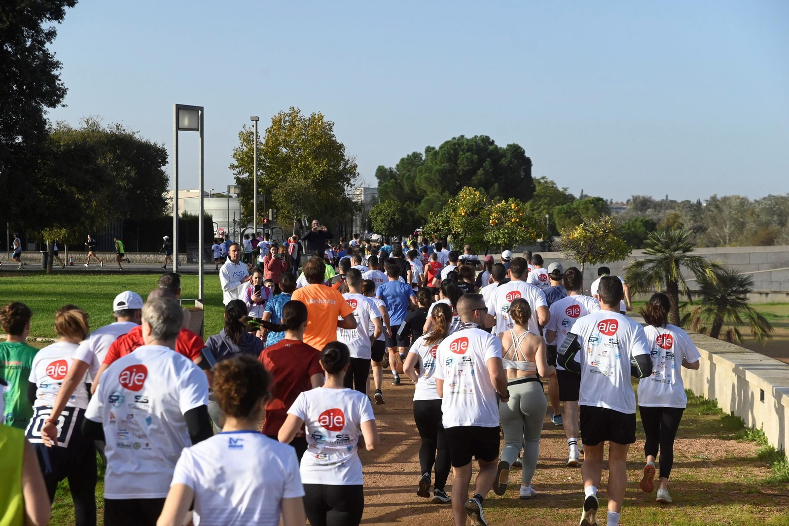 Las mejores fotos de la singular Carrera AJE Córdoba