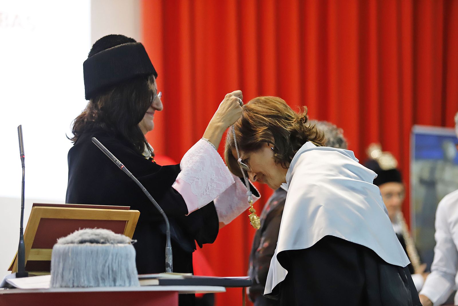 Acto de investidura de María Teresa Moreno Casbas como Doctora Honoris Causa de la Universidad de Huelva