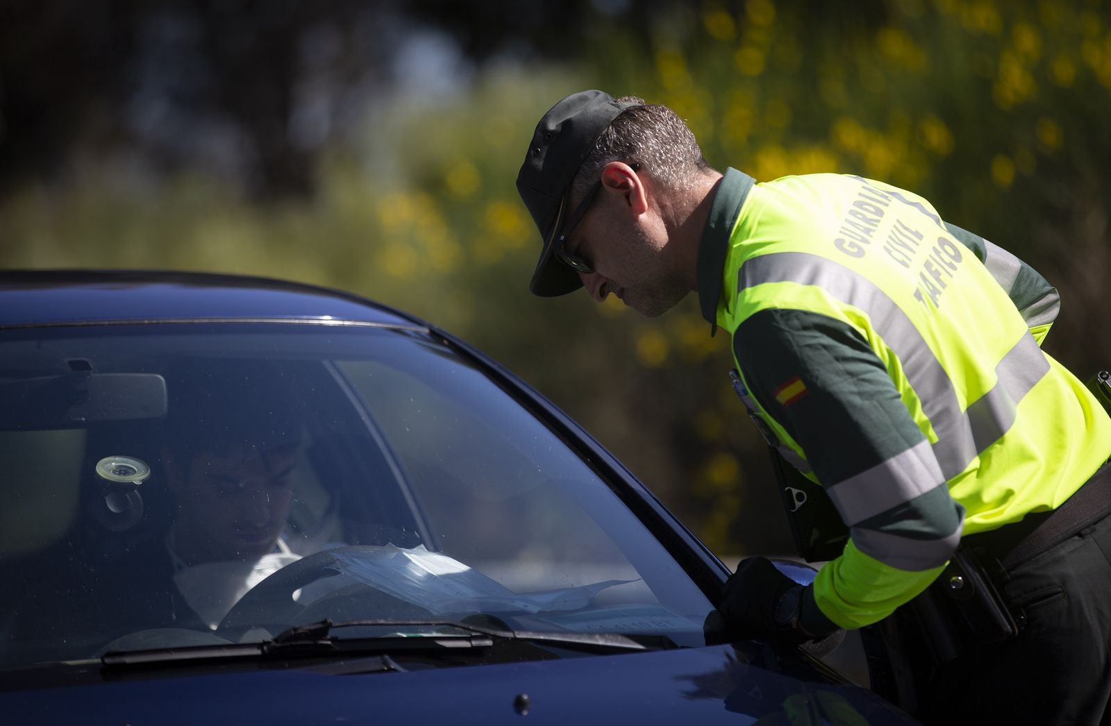 Coronavirus: Controles de la Guardia Civil en Sevilla