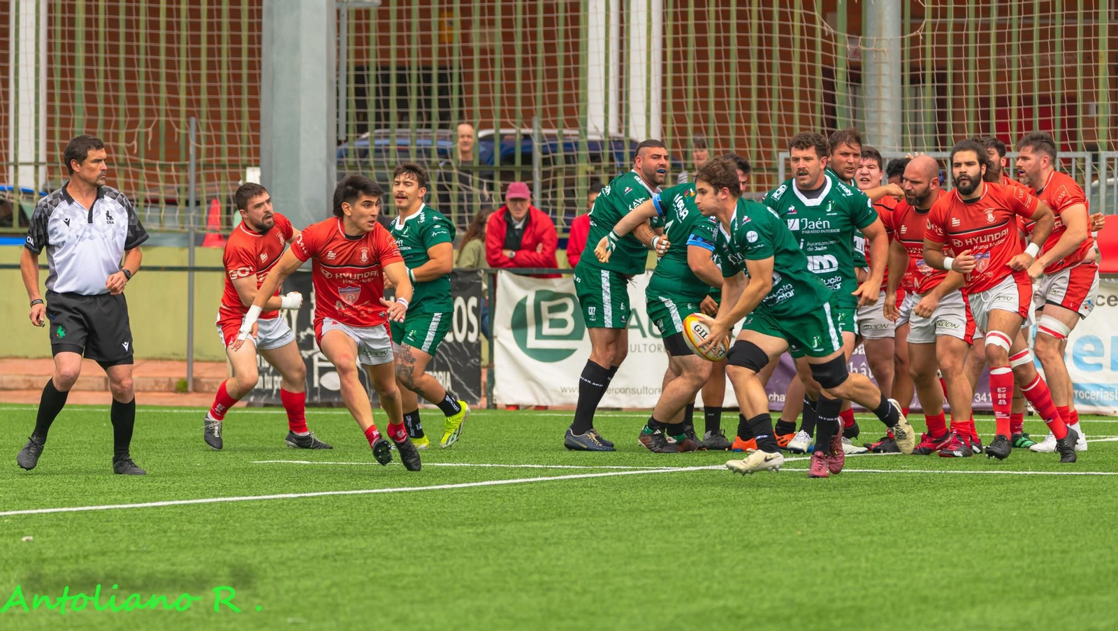 Pablo Reche, en una acción de ataque jiennense.