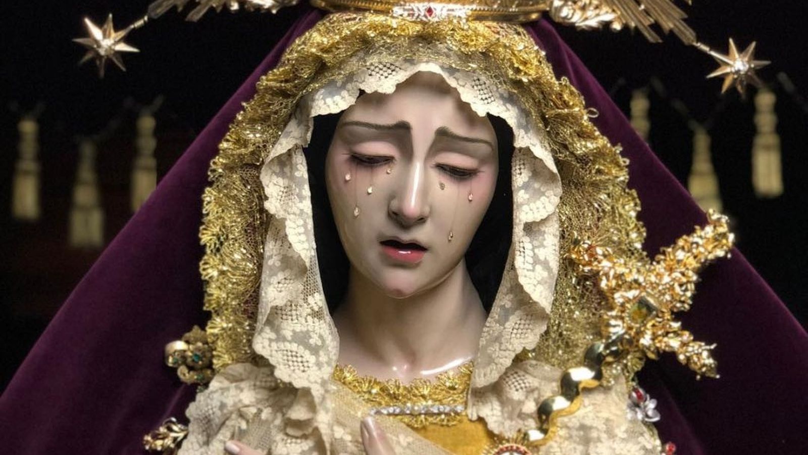 Fotogalería ‘Granada bajo palio’ 2025: María Santísima de los Remedios