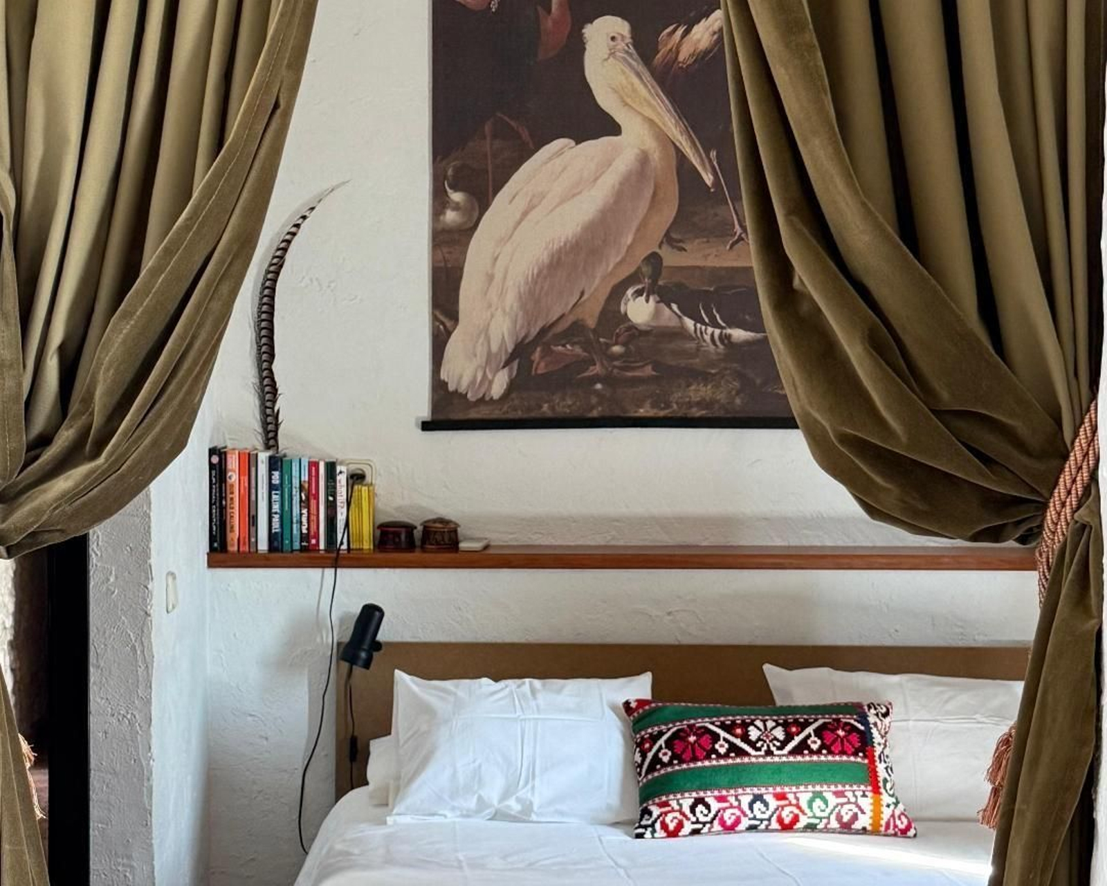 Uno de los cuartos, que plasma el concepto de alcoba.