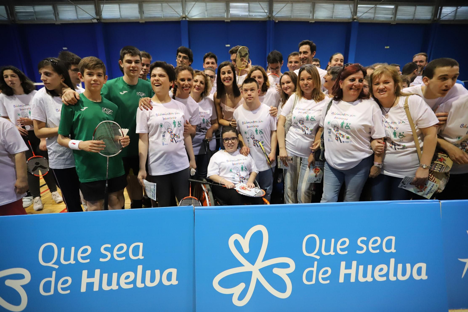 Imágenes de Carolina Marín en el Palacio de deportes, con la asociación Inclusivo, que ella misma Amadrina