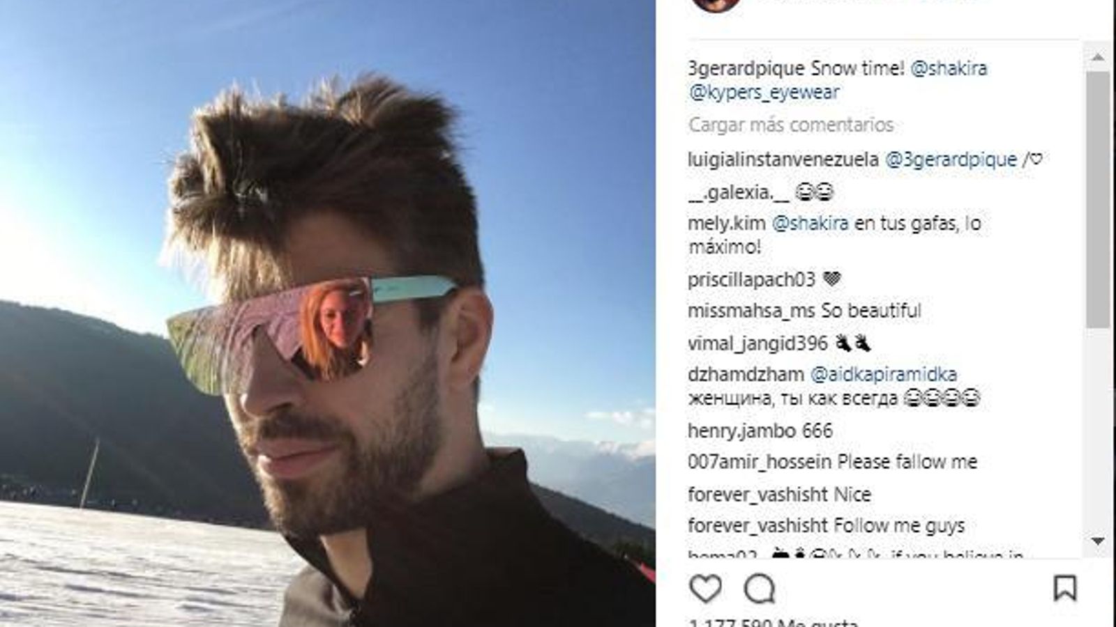 Piqué sube a Instagram una imagen en la que Shakira aparece reflejada en sus gafas de sol.