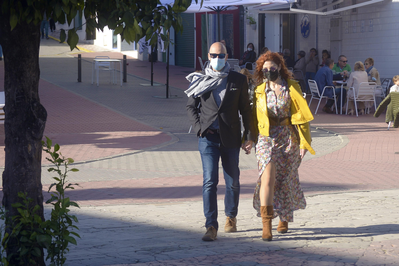 Fotos de ambiente en las calles y plazas de Los Barrios