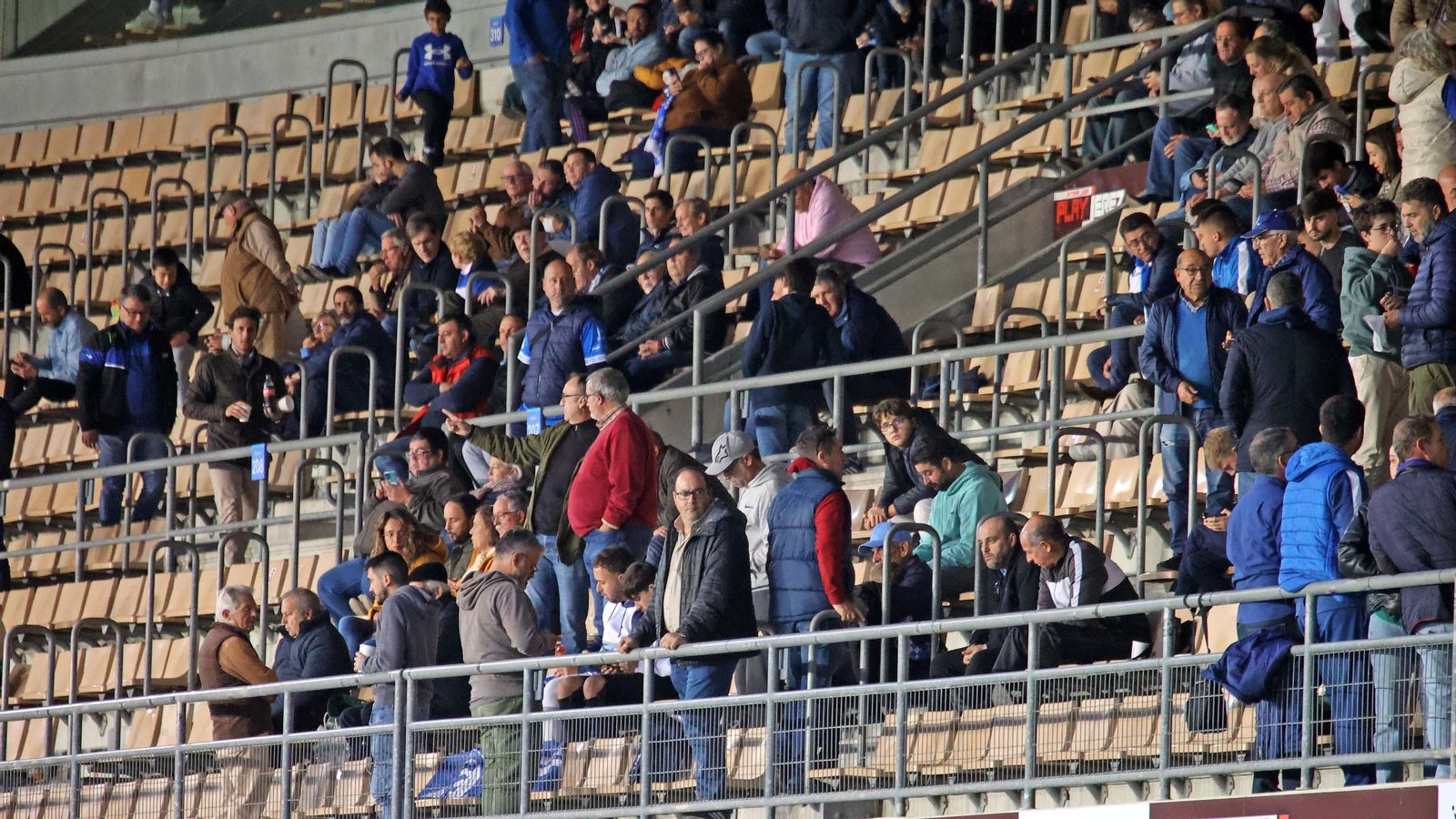 Búscate en el Xerez DFC - Ceuta B en el Municipal de Chapín en Jerez