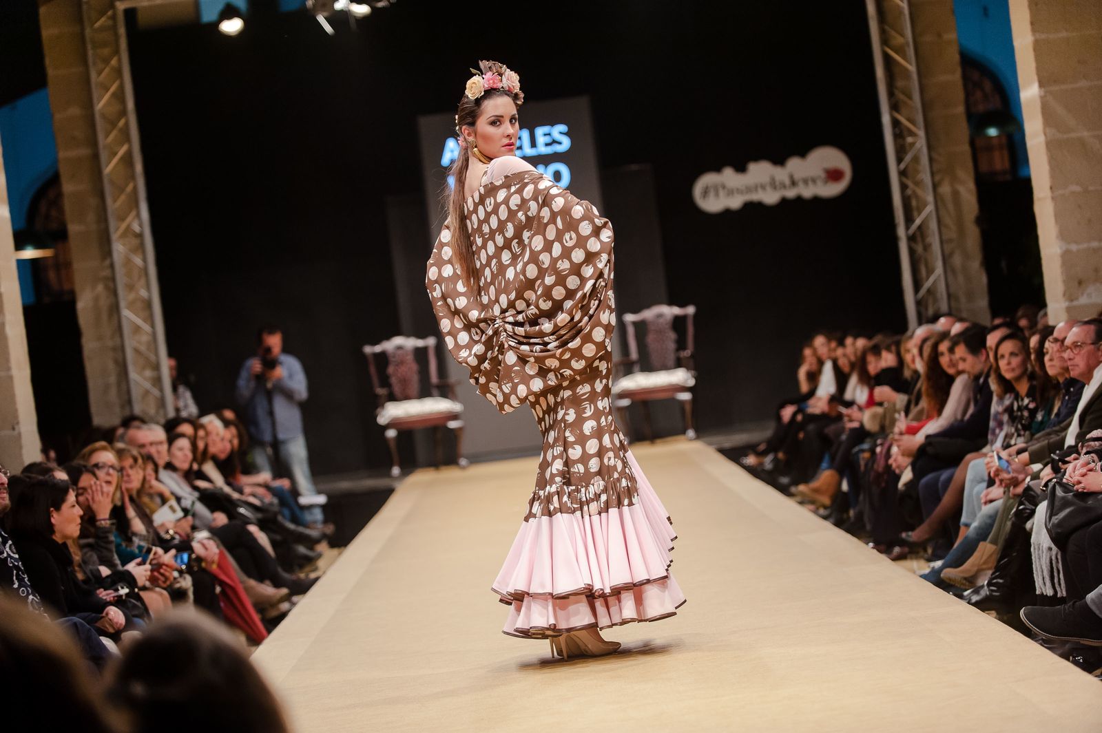 El desfiles de Ángeles Verano, en imágenes