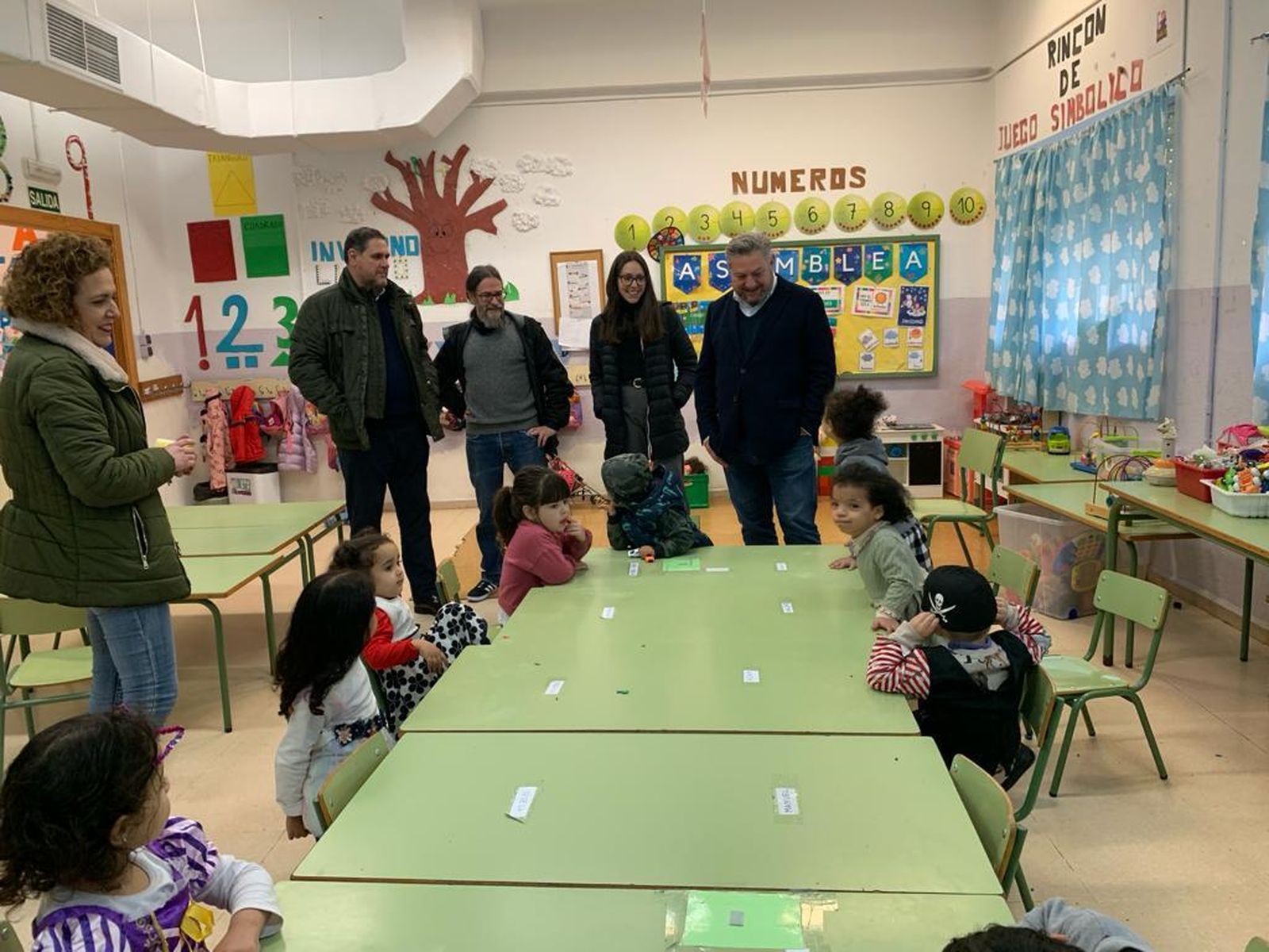 Francisco Alonso y Diego Cruz visitan el CEIP La Chanca