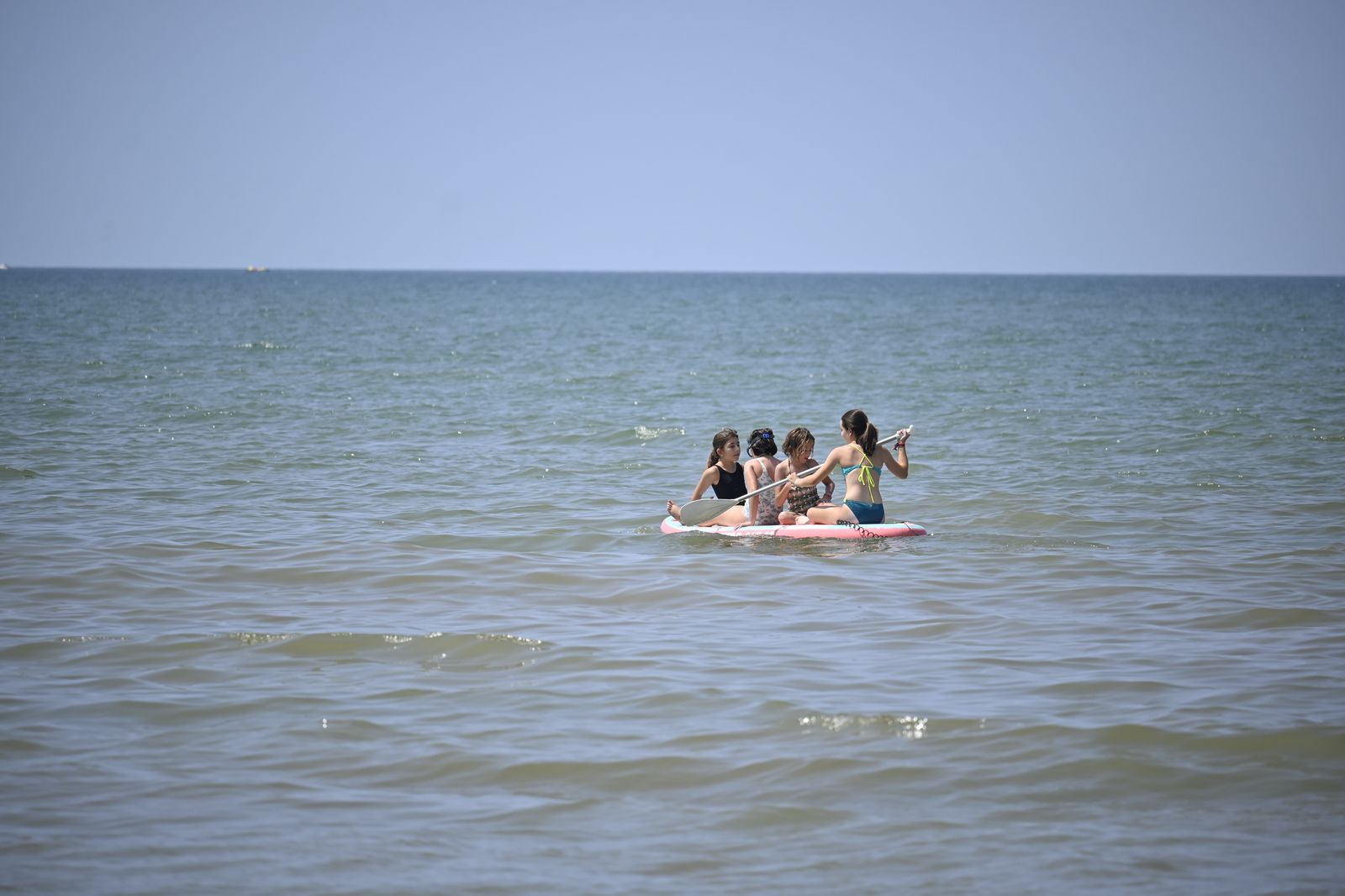 Ambiente en la playas de Huelva este sábado 22 de julio, en imágenes