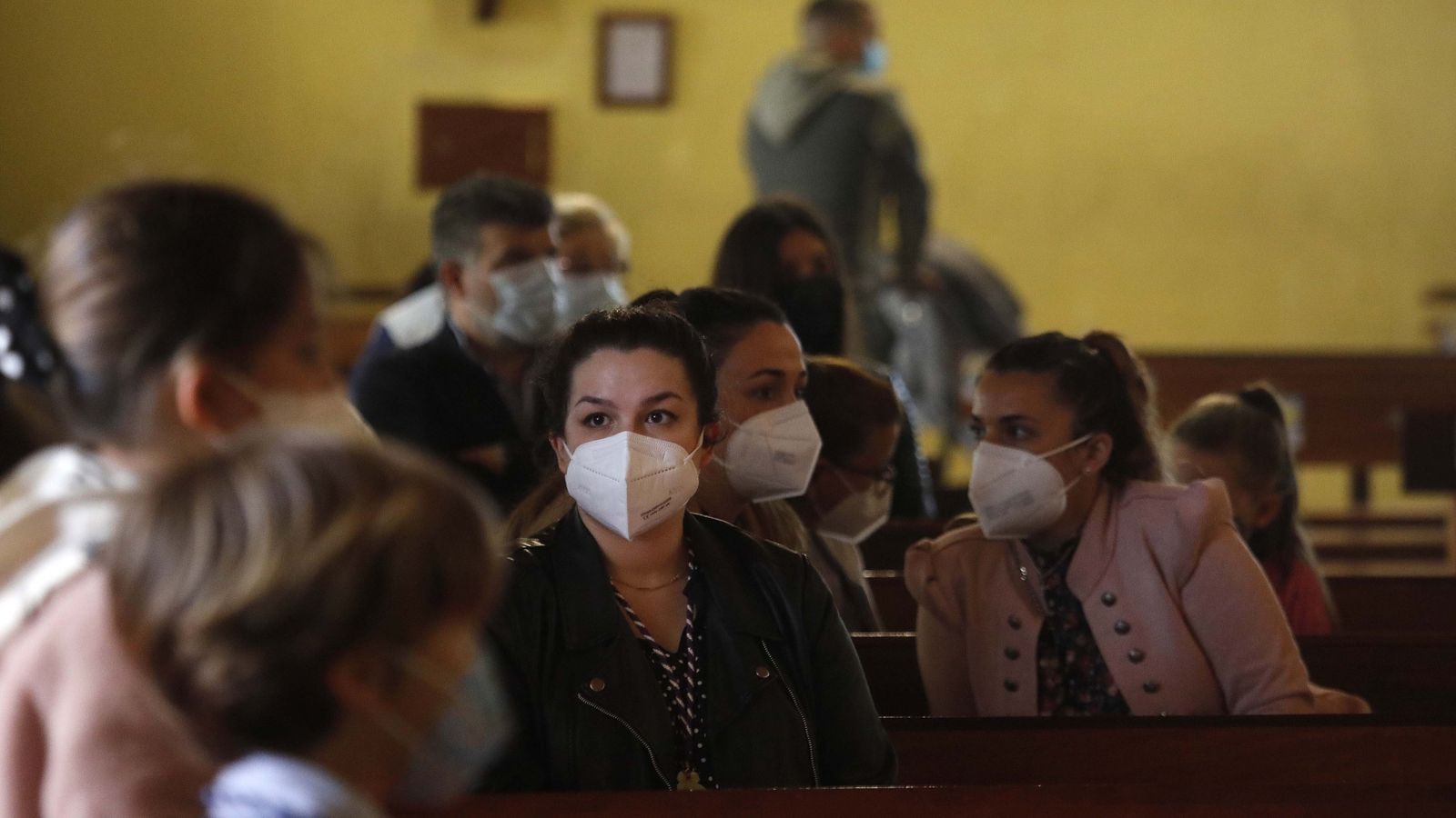 Fotos del Miércoles Santo en La Línea: Medinaceli, Huerto y Amor, Abandono y Mayor Dolor